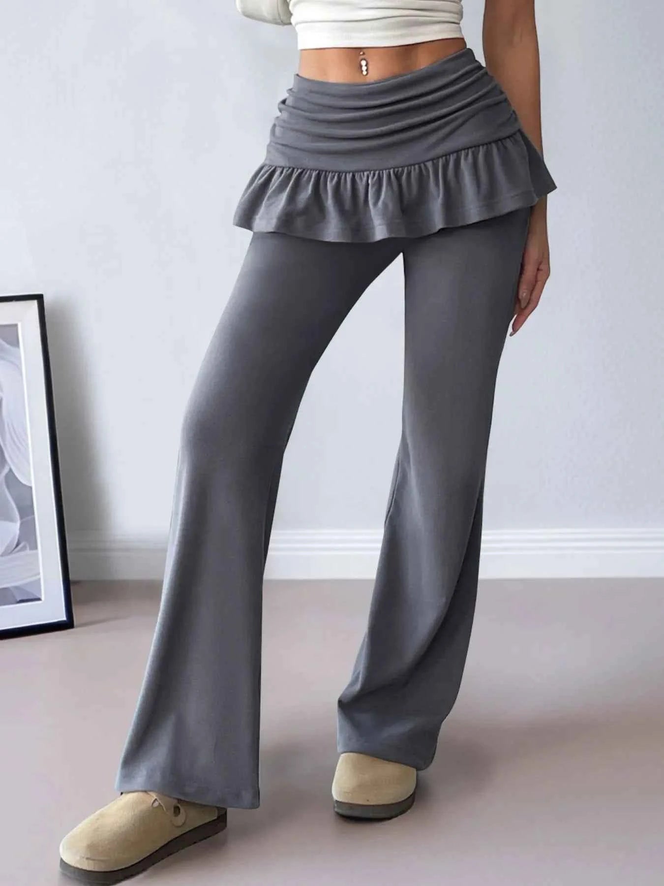 High-Waisted Ruffle Pants 554ffe77-99ef-4558-8bd2-f9a28accb3a4-Max-Origin