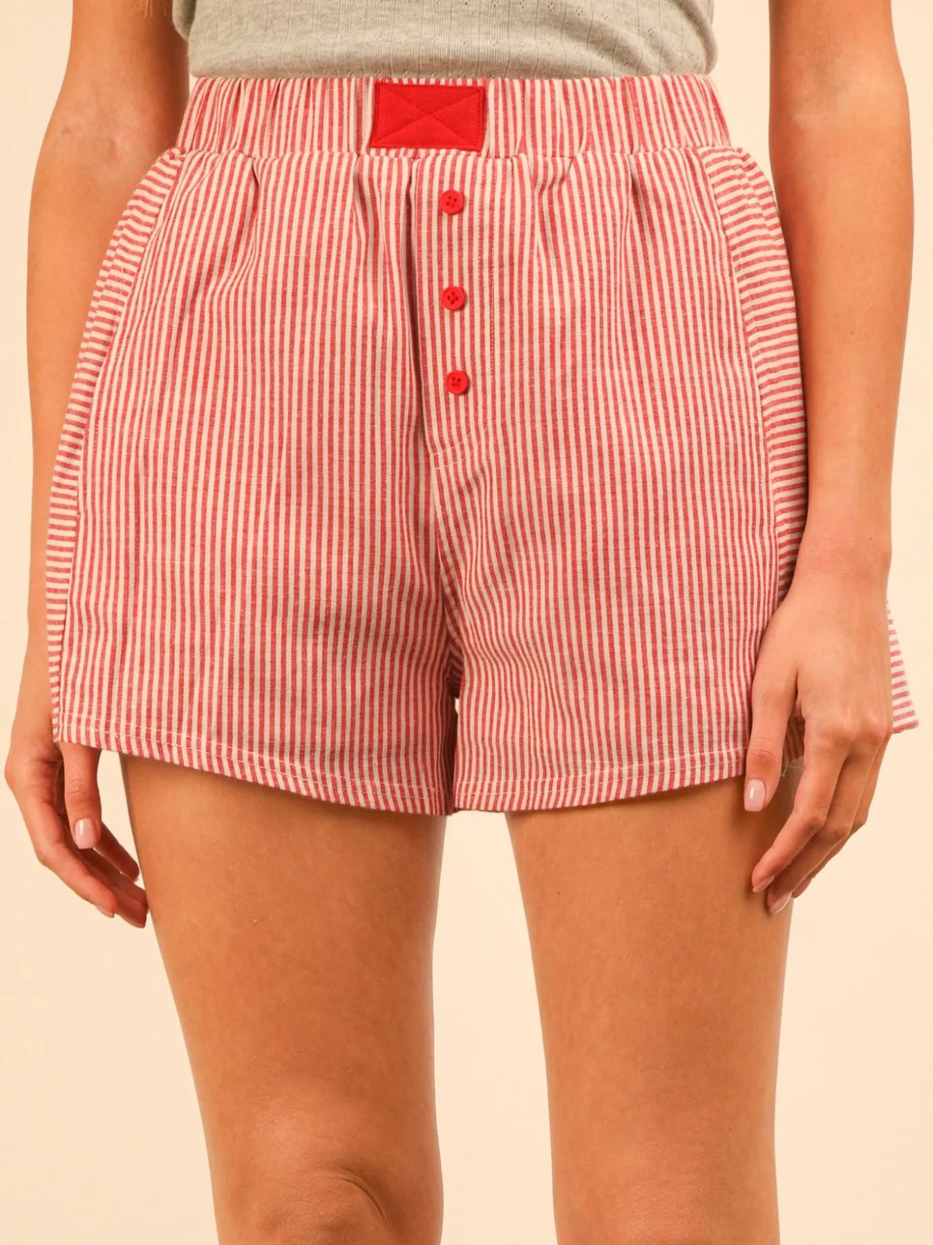 Striped High-Waist Shorts Deep Red 555f3736-d549-4aa7-9ca3-8325cd68432f-Max-Origin