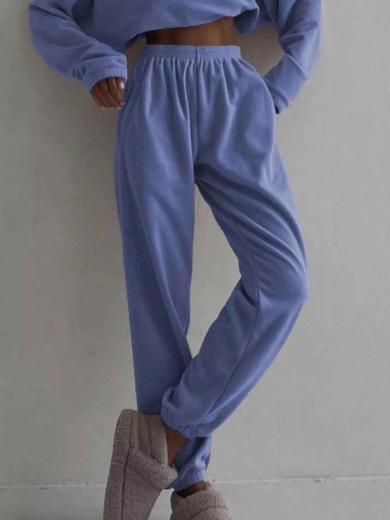 Half Zip Sweatshirt and Pants Set 5585181e-93f8-41a2-890e-96975aff4414-Max-Origin