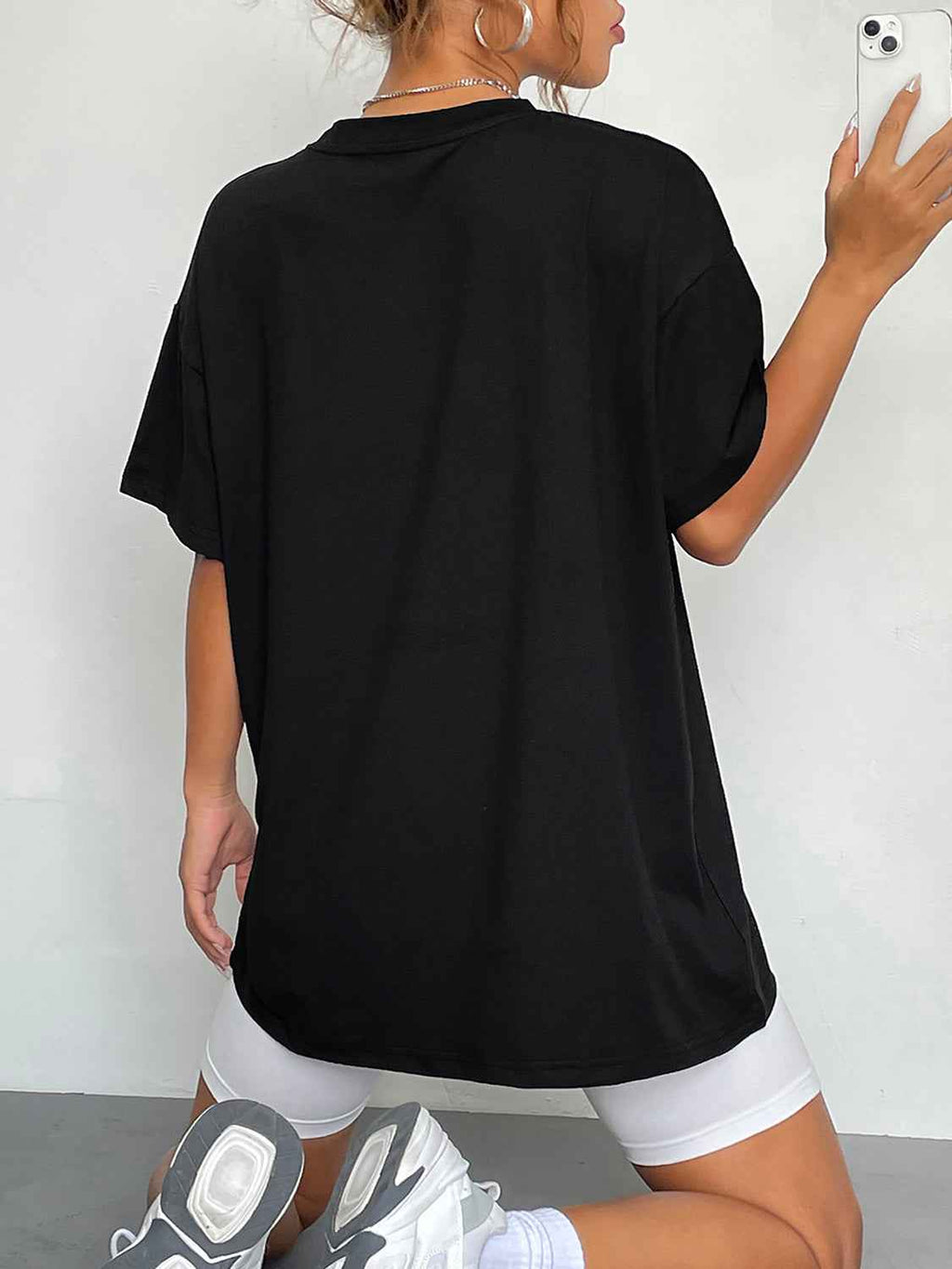 Round Neck Short Sleeve Ghost Graphic T-Shirt 558b9ba0d1574dc0aa83abcec8e4b090-Max