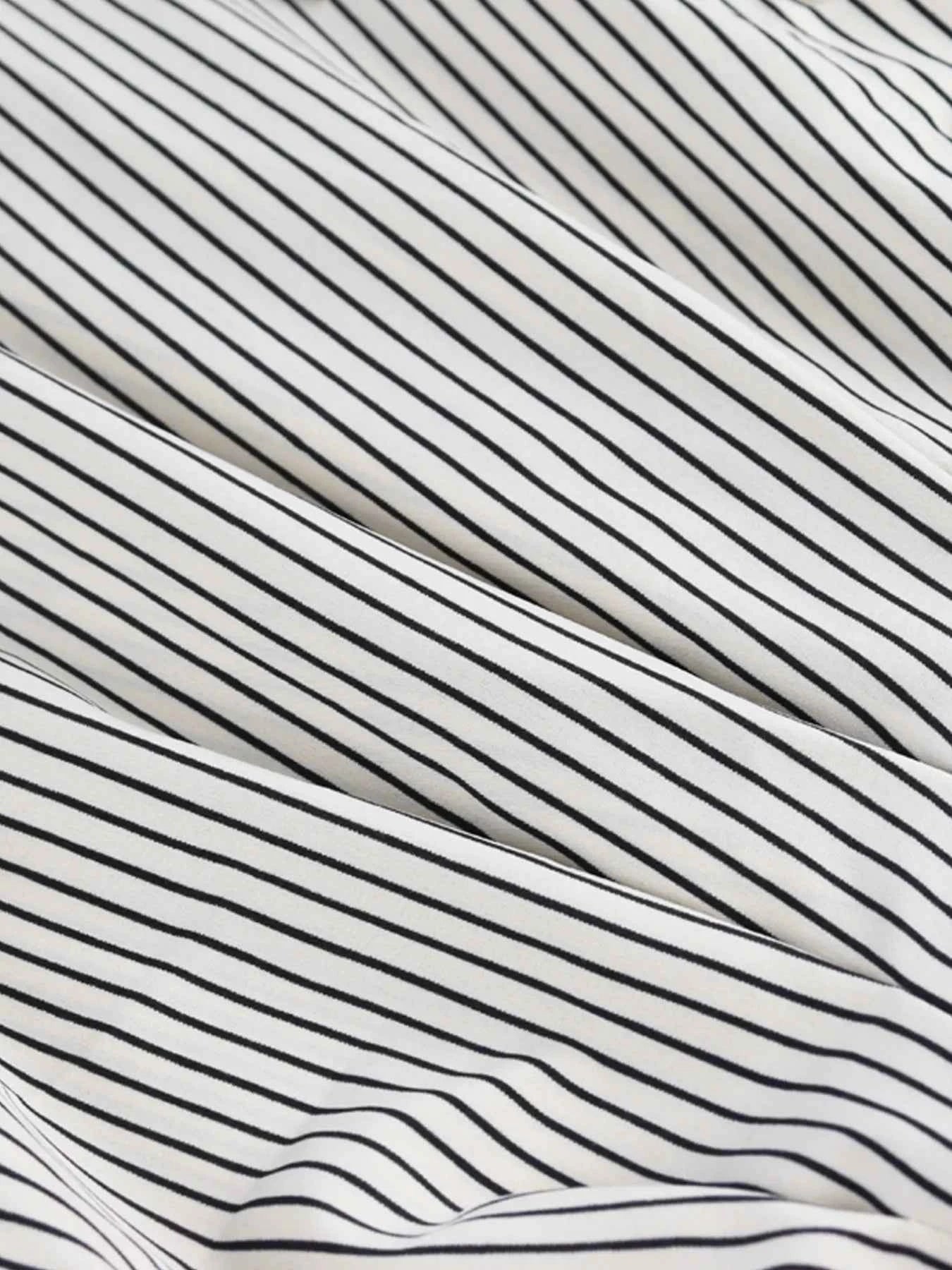 Striped Short Sleeve Button-Up Shirt 55a68b2b-9ae5-4700-bdbe-555036b86f6e-Max-Origin
