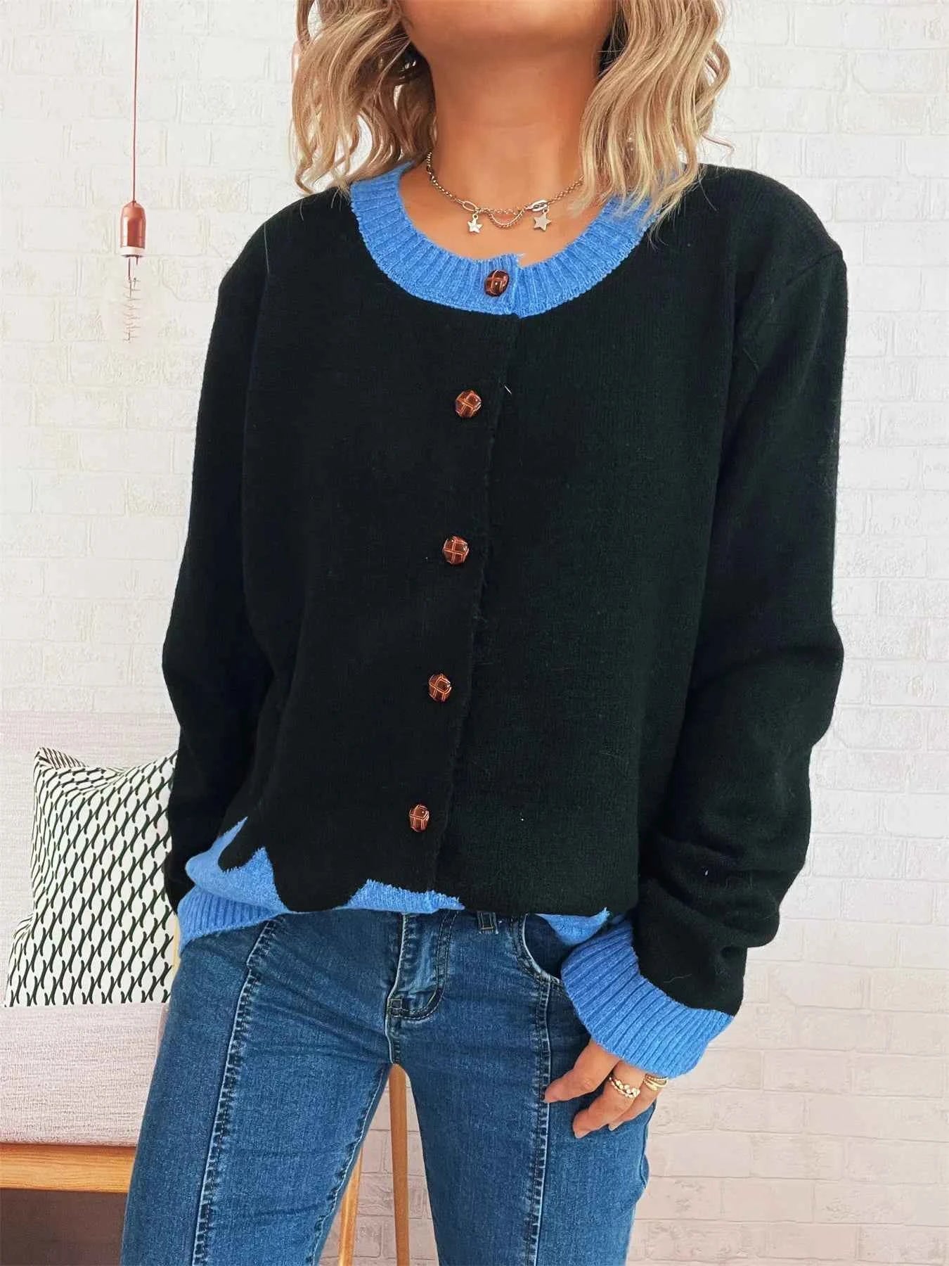 Button-Front Contrast Trim Cardigan Black One Size 55c2b8477dbd4cb4b50fc4f2336fdbf2-Max-Origin