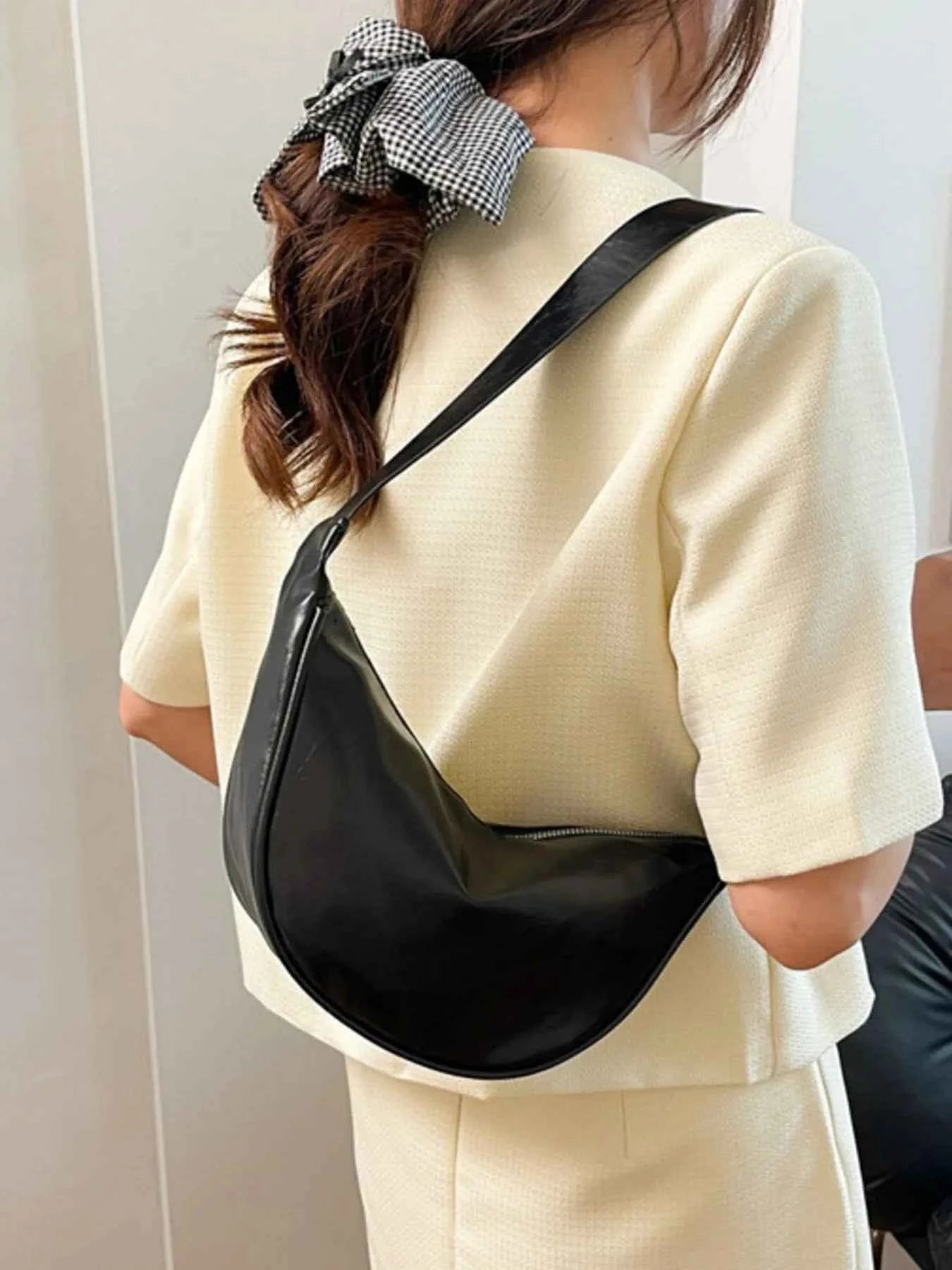 Adjustable Strap Shoulder Bag 55c47b4f-31f3-4a56-9025-d9115e91ec04-Max-Origin