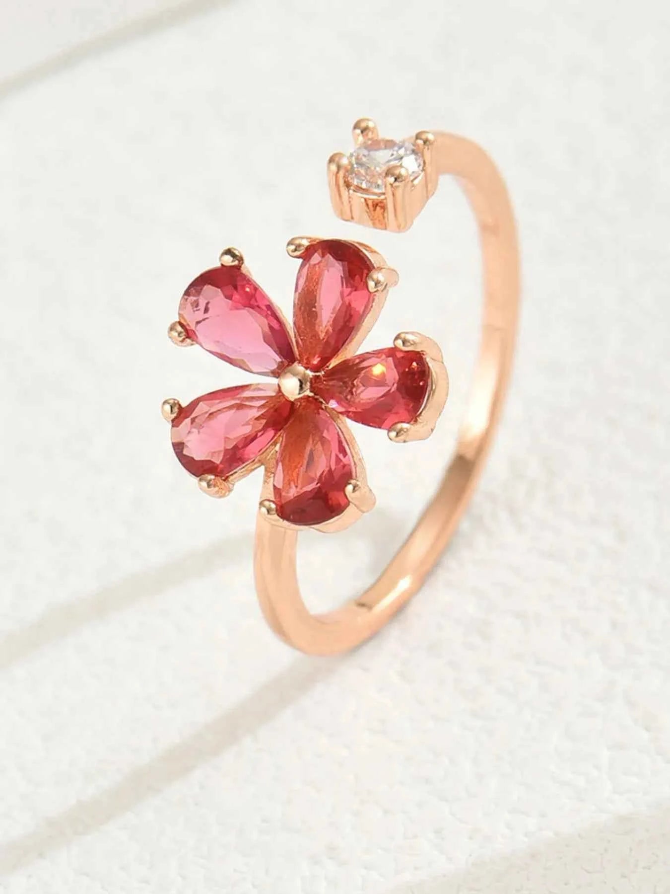 18K Gold-Plated Stainless Steel Zircon Flower Ring 55d09d13-1cf8-41b2-901e-451da12c6f84-Max-Origin