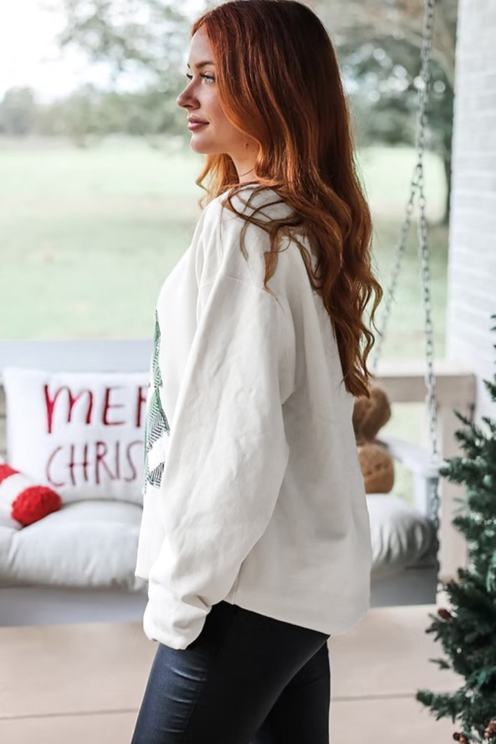 White Pearl Plaid Christmas Tree Patched Drop Shoulder Sweatshirt 566b5fa7b179976d