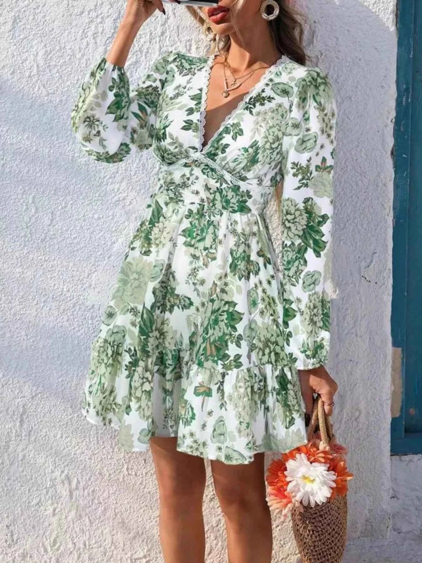 Full Size Floral V-Neck Long Sleeve Dress Plus Size 5675dd46-faf2-4729-a1f8-8a0b583c8f07-Max-Origin