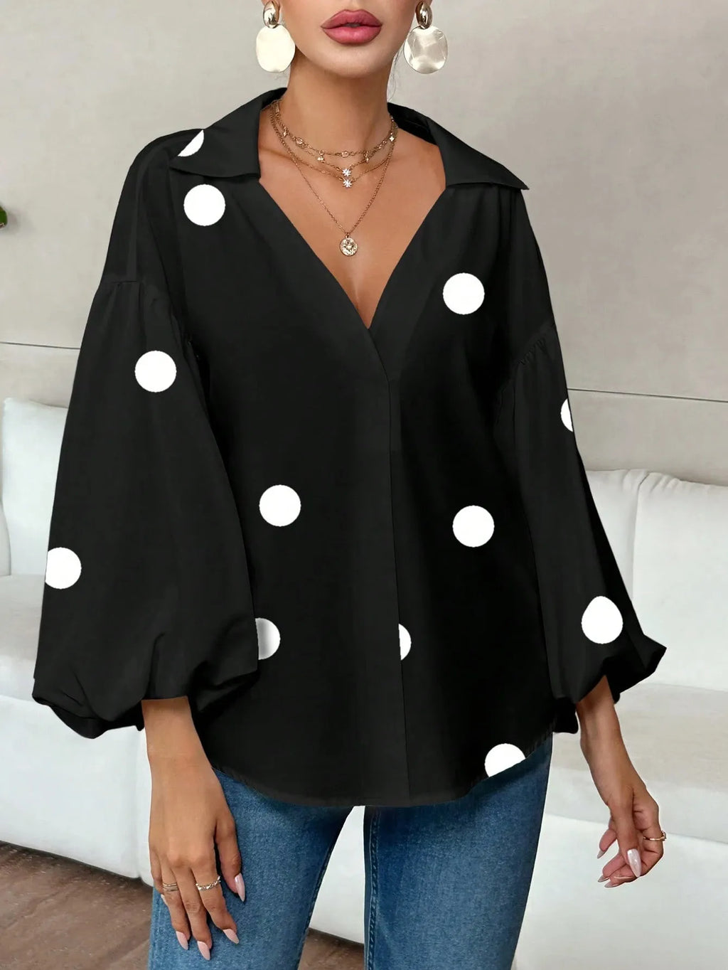 Polka Dot Balloon Sleeve Blouse 56a934c3-5a71-4c51-98d1-9f8b2436762d-Max-Origin