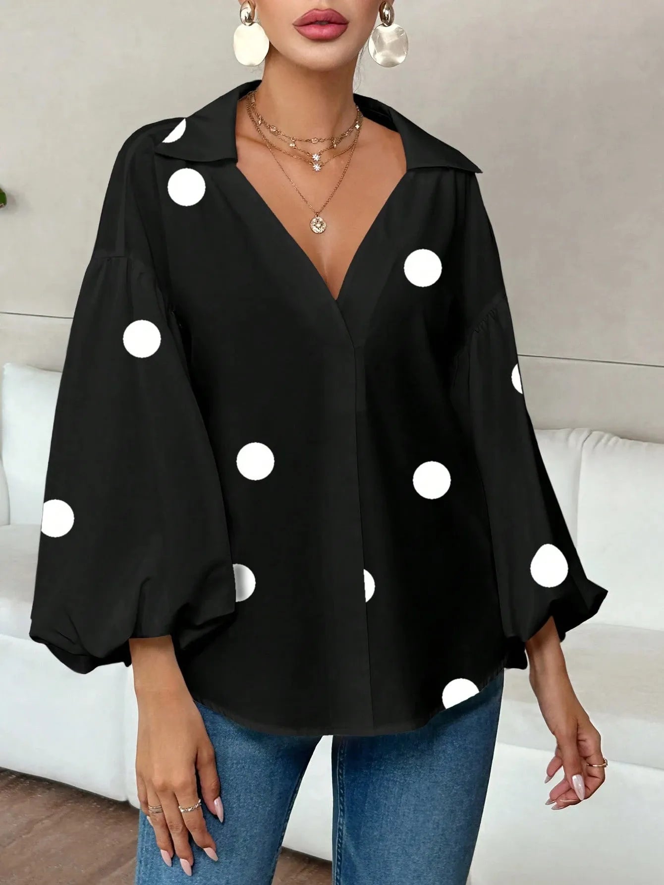 Polka Dot Balloon Sleeve Blouse 56a934c3-5a71-4c51-98d1-9f8b2436762d-Max-Origin