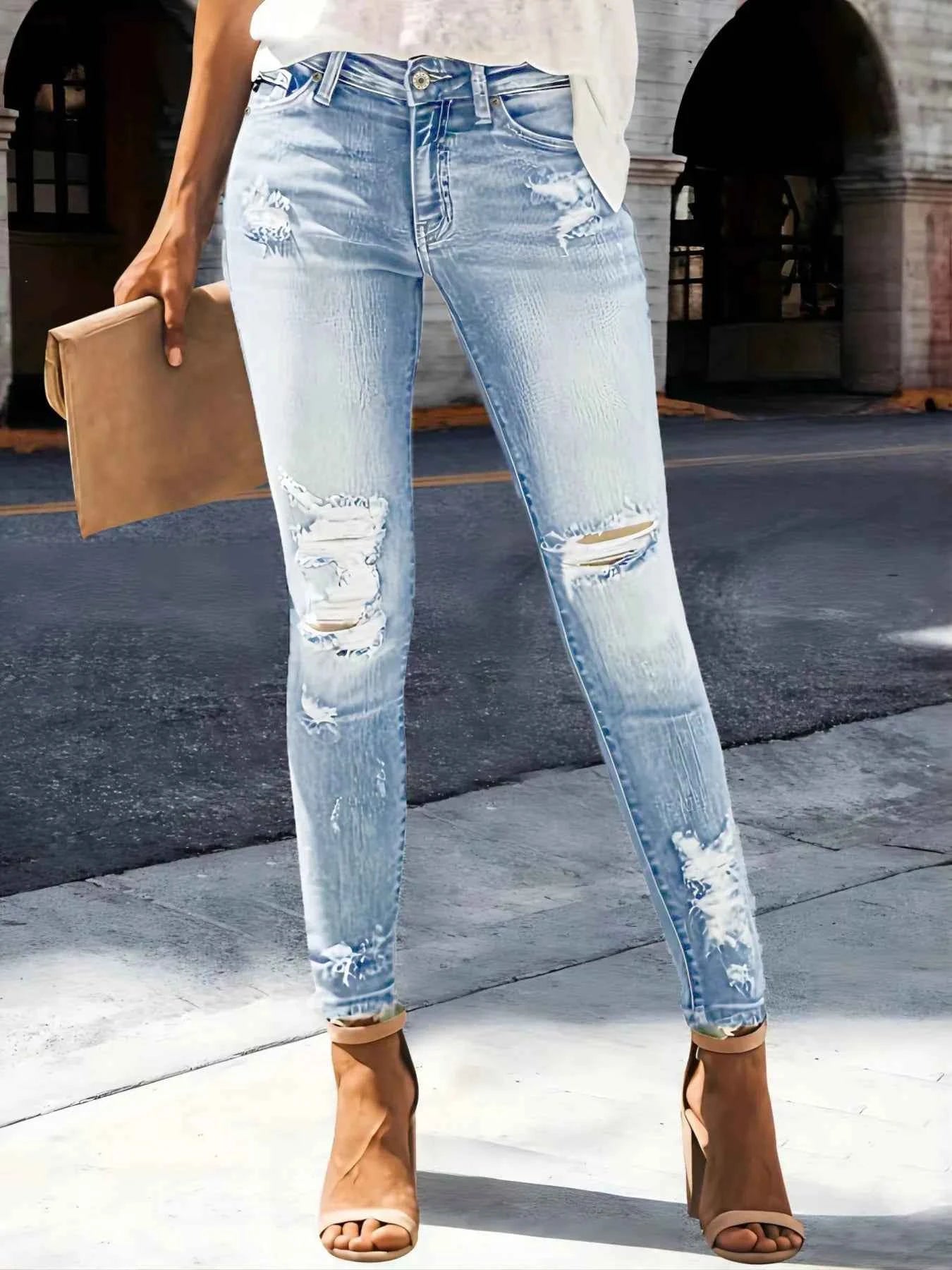 Distressed Skinny Jeans 56d418351dd84426aa913c236cd96961-Max-Origin