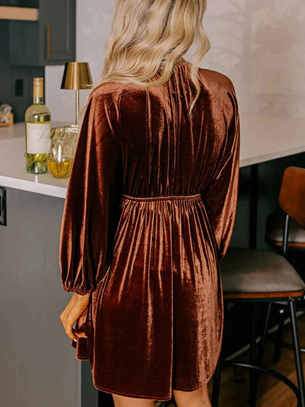 V Neck Puff Sleeve Velvet Dress 56f649d7163a4c1a86c494e03a3ac07f-Max-Origin
