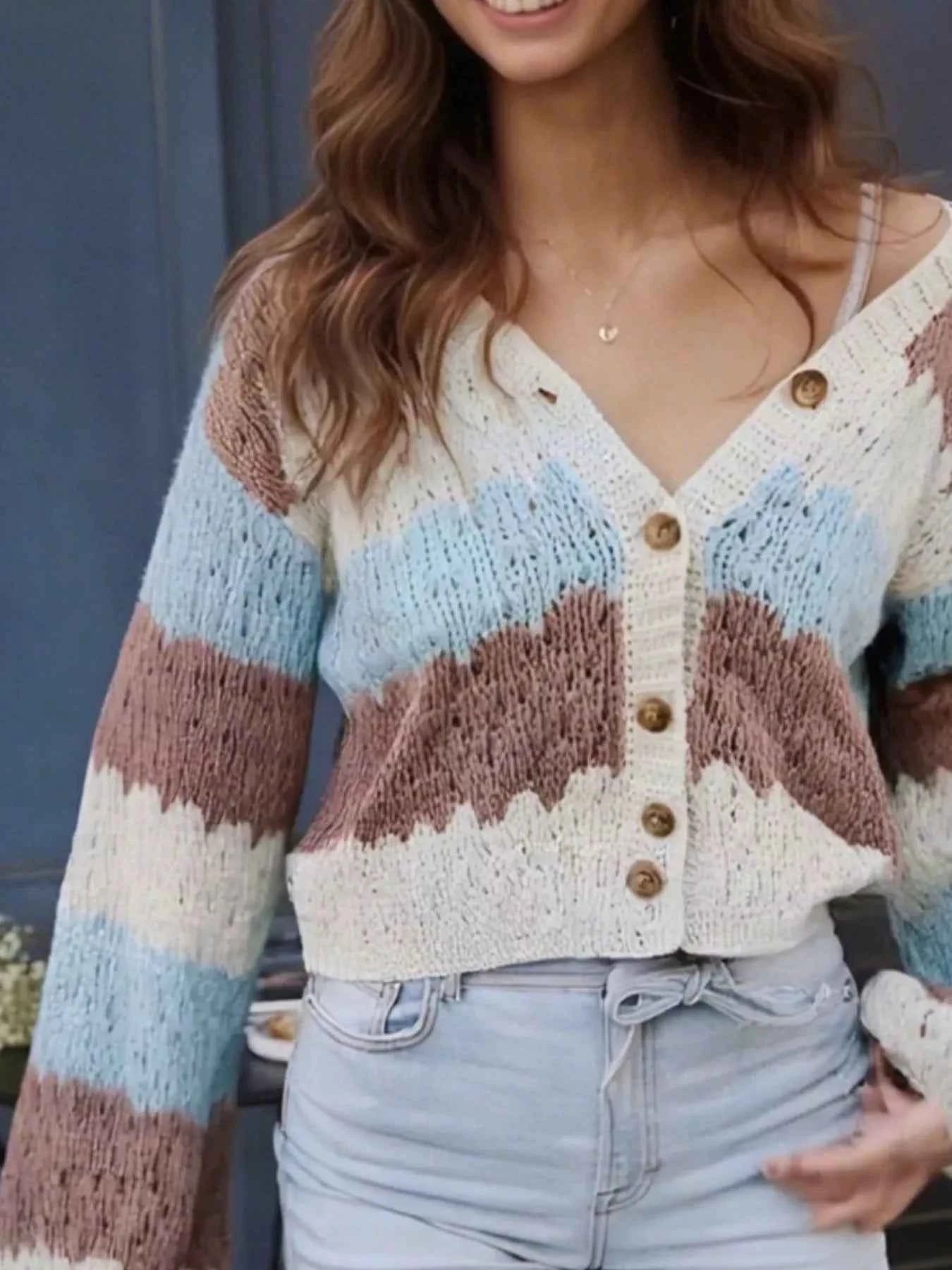 Color Block Button Up Cardigan 570a6ecd-b0d7-4733-9e67-42a8f73a16fd-Max-Origin