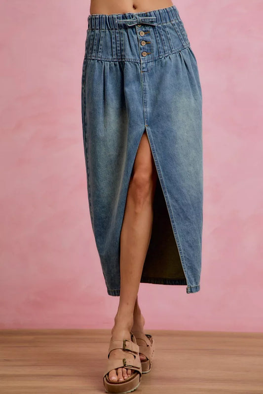 Pleated Washed Denim Skirt With Front Slit DENIM 571c50cd-ce25-4714-80da-805a54655c65-Max-Origin
