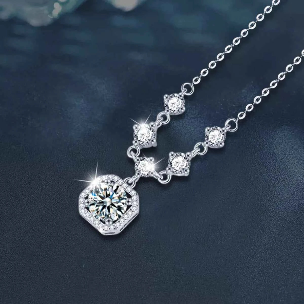 2 Carat Moissanite 925 Sterling Silver Pendant Necklace 574f1cae-0c00-4ba1-b1f8-4063aa08011a-Max-Origin