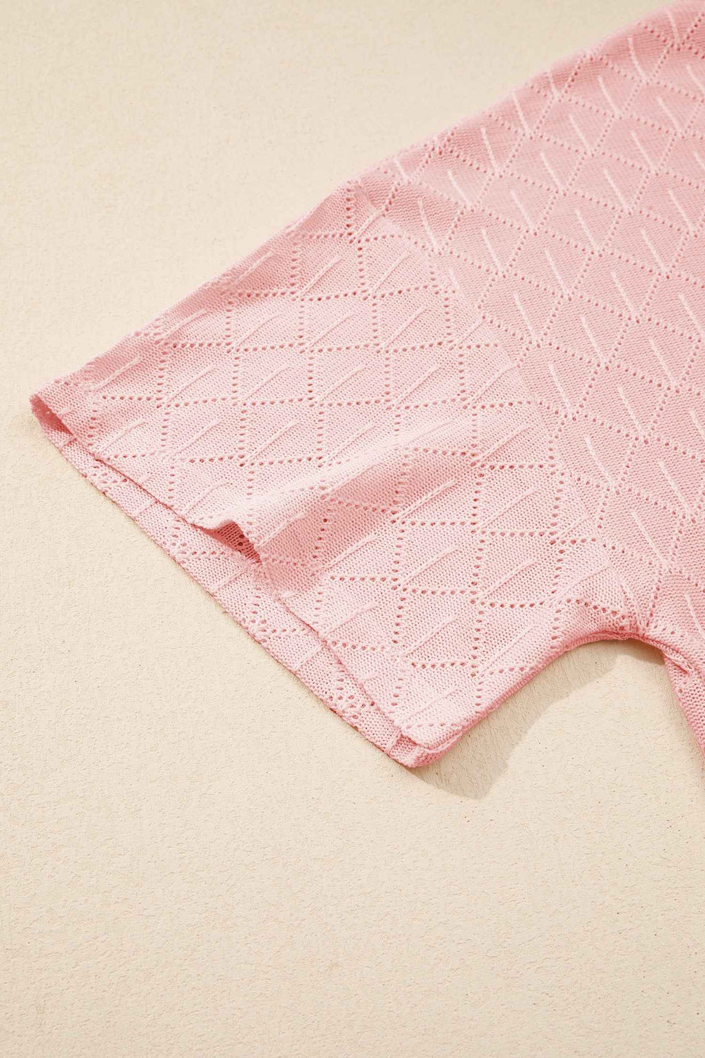 Light Pink Pointelle Rhombus Knit Plus Size V Neck Loose Top 57596a032cbca827