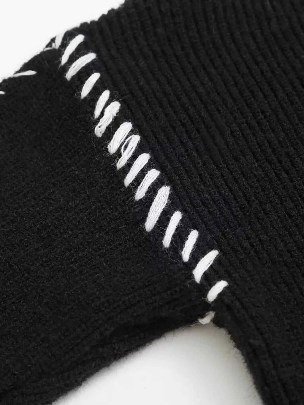 Contrast Mock Neck Long Sleeve Sweater 578f7822269a4f25bb207ad8cb17375f-Max-Origin