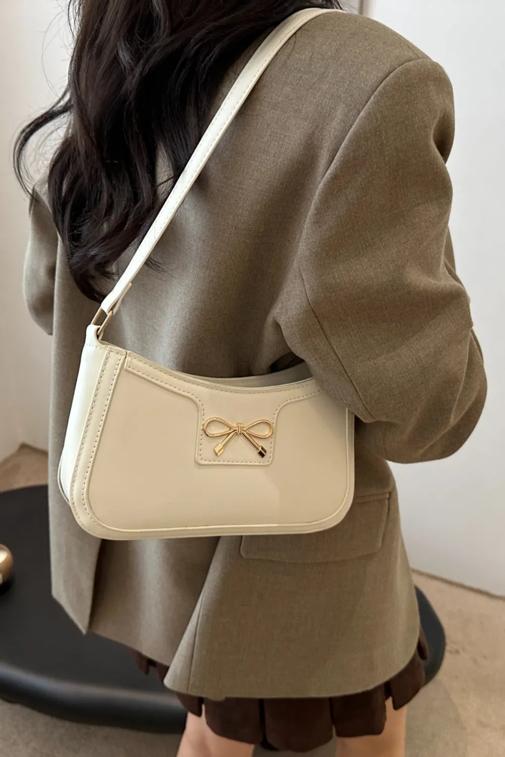 Bow Trim PU Leather Shoulder Bag 579f12cd-3c53-4642-a11e-b01c30ef75c9-Max