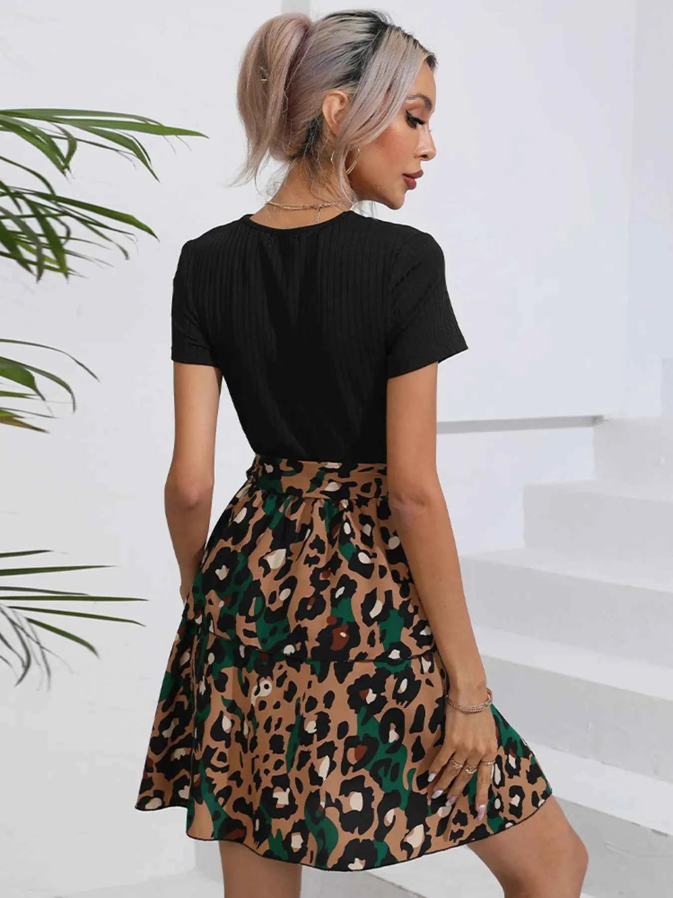 Leopard Short Sleeve Dress 57a89c9e957846868928409a372ec4f5-Max-Origin