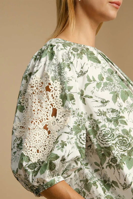 Floral Pleated Detail Lace Trim Sleeve Blouse 57c1e297-0bc9-4284-aa9a-adb8bca7931b-Max