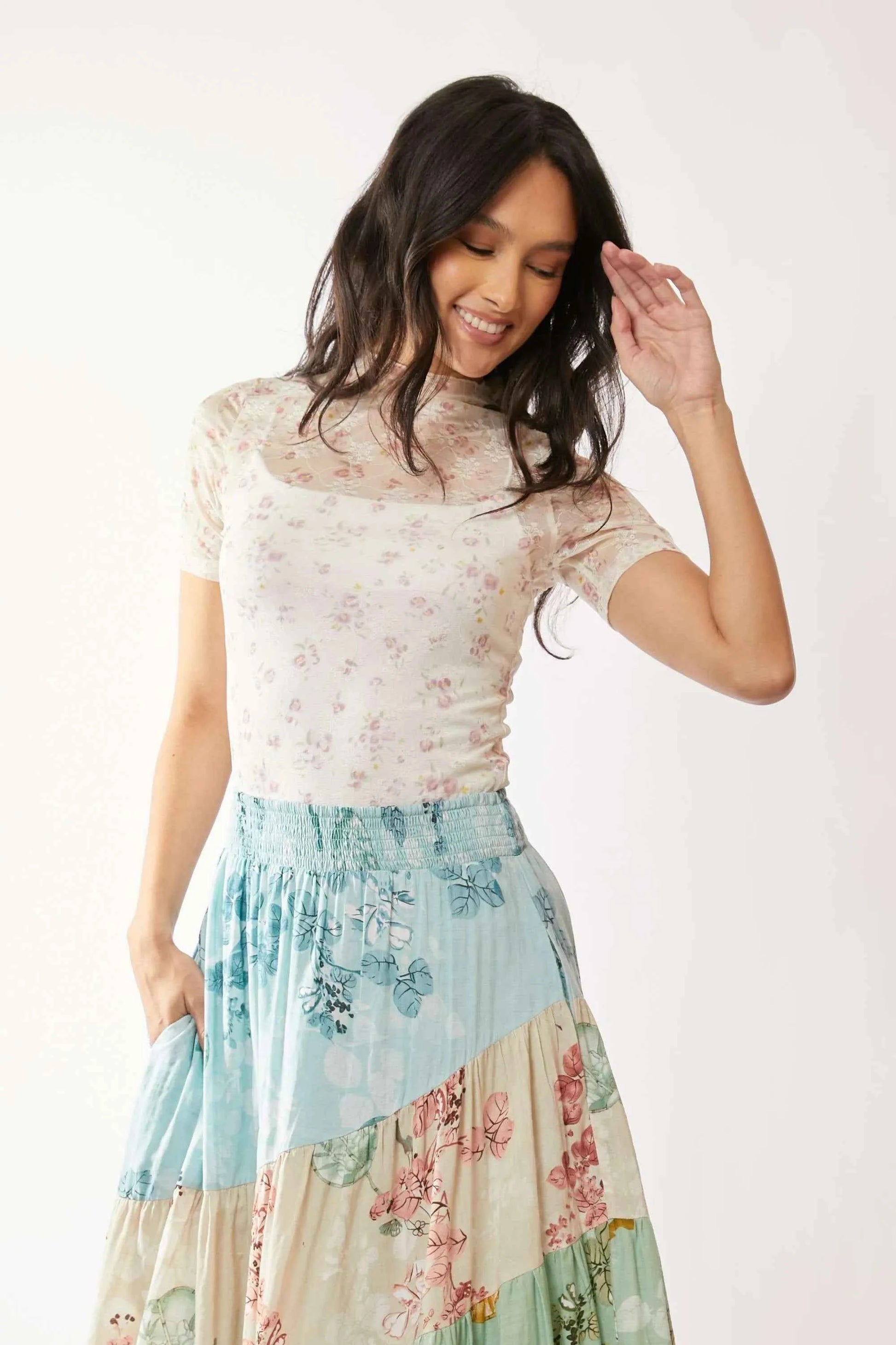Davi & Dani Floral Mesh Mock Neck Short Sleeve Top 57fba98a8932419abdd339aa975ba825-Max-Origin