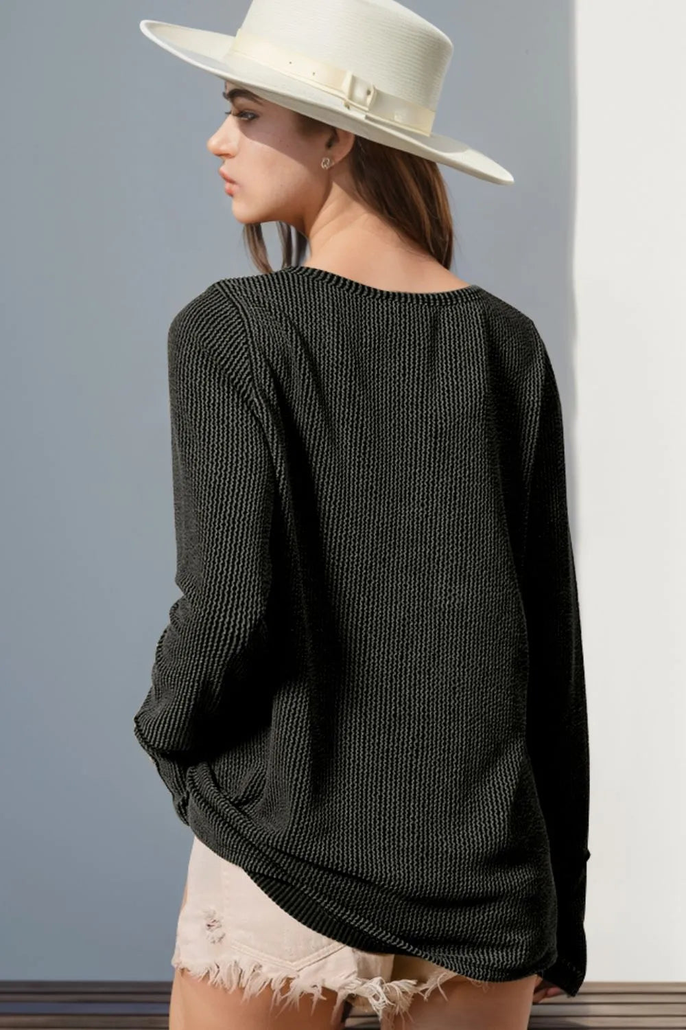 Double Take Full Size Notched Thumbhole Long Sleeve T-Shirt 582fdf75-abfe-484b-be3f-2bb0923f2fc8-Max