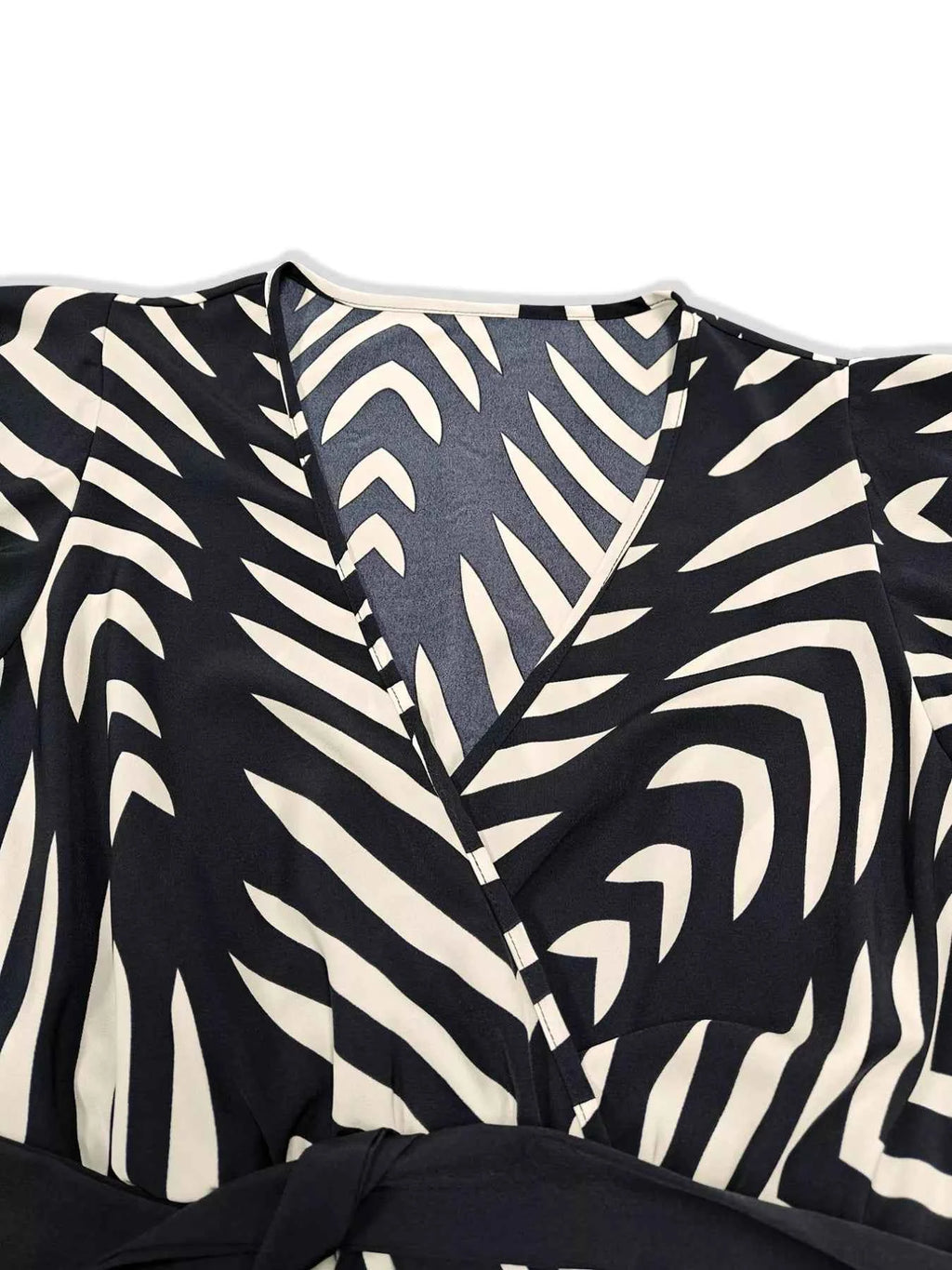 Plus Size Chevron Print Wrap Maxi Dress 58655947-1ea3-4b43-94ba-3ffc3ca6017a-Max-Origin