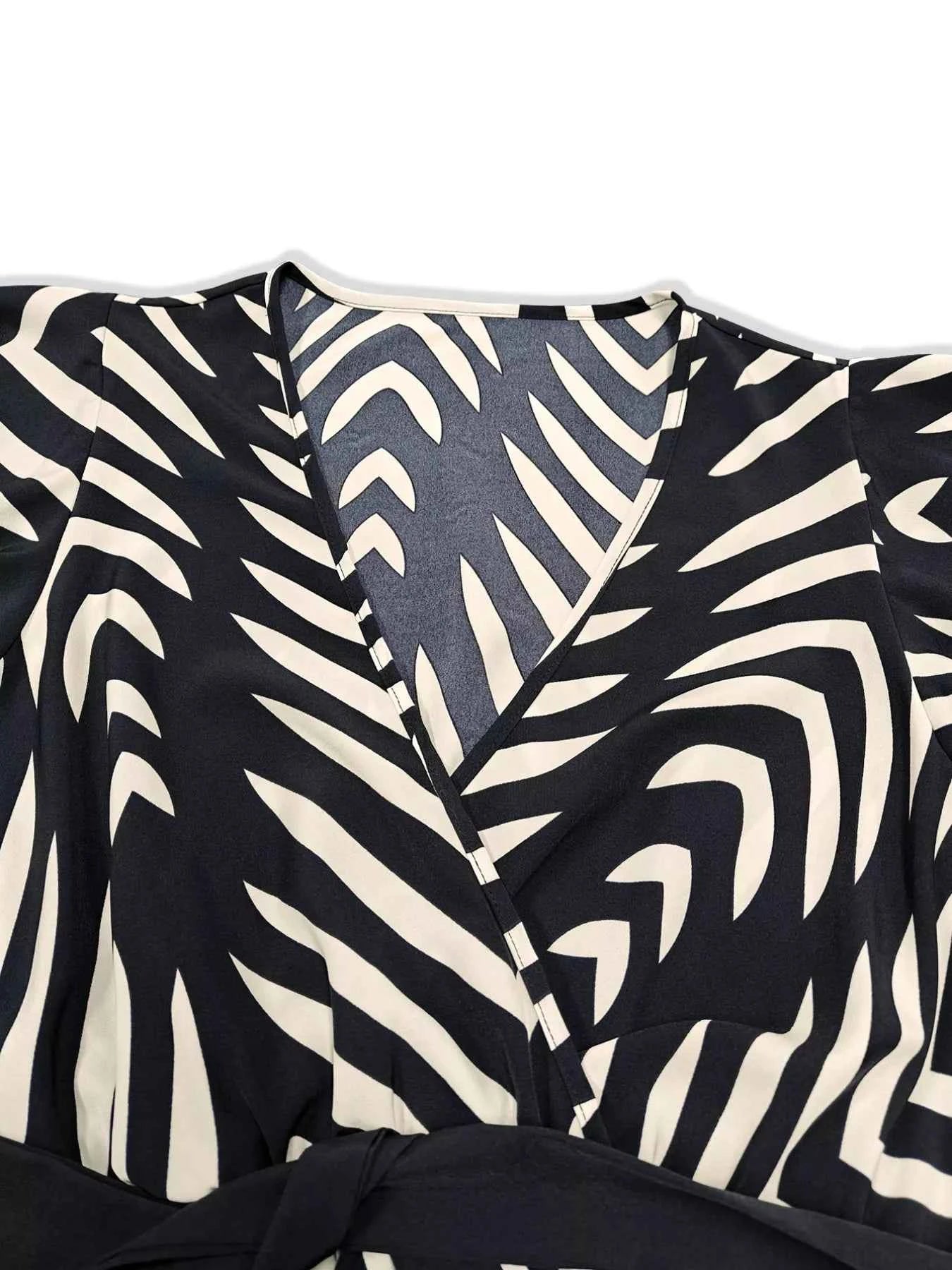 Plus Size Chevron Print Wrap Maxi Dress 58655947-1ea3-4b43-94ba-3ffc3ca6017a-Max-Origin