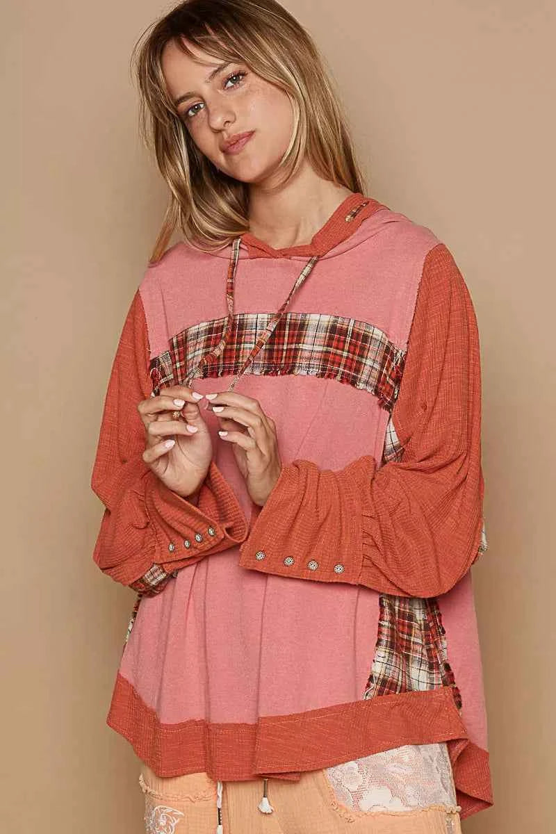 POL Oversized Drawstring Long Sleeve Hoodie with Plaid Detail 588d750e-59a9-47ad-902c-09fb563a0b65-Max-Origin