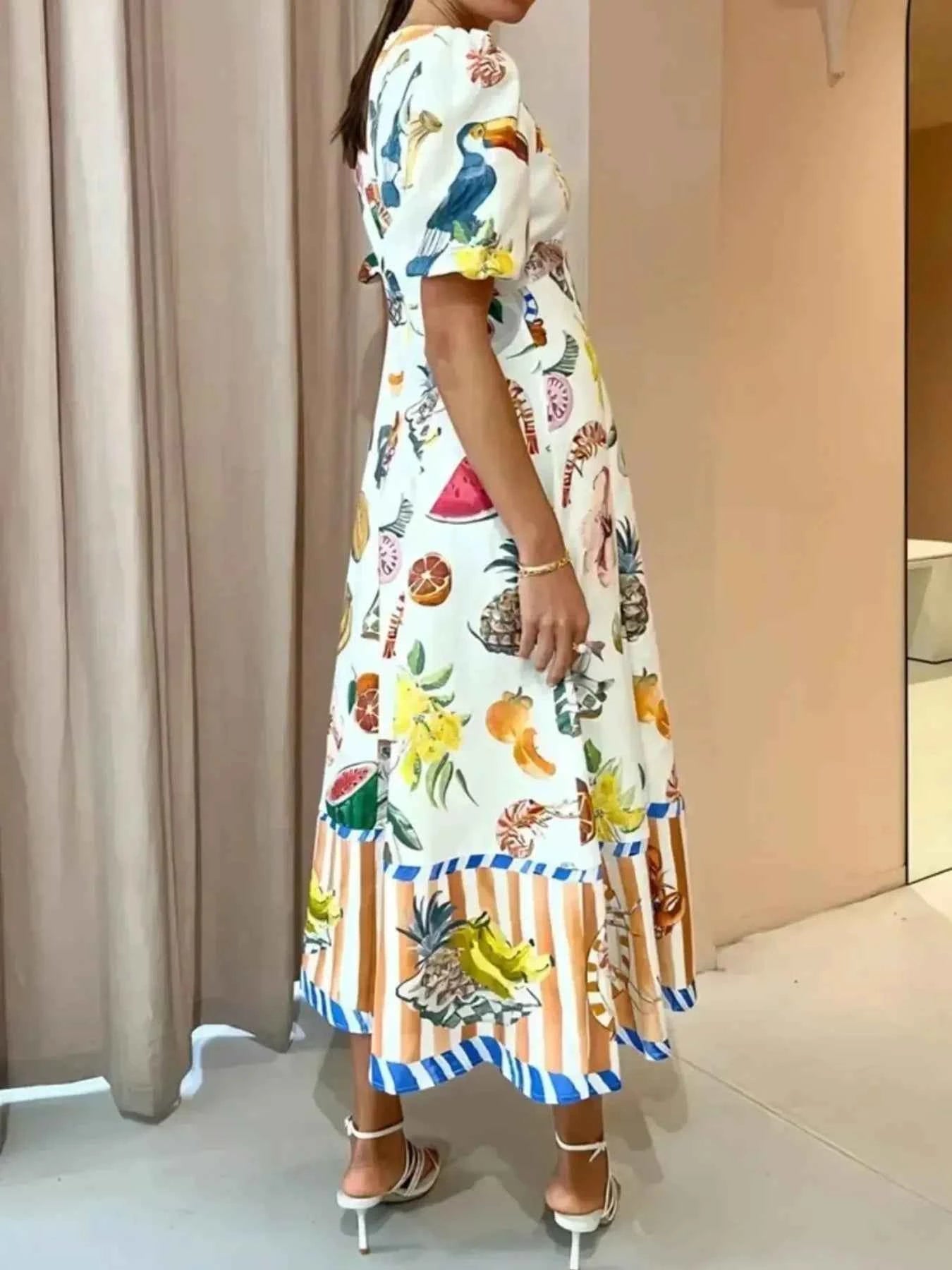 Printed Round Neck Puff Sleeve Dress 58e75824-055e-4745-be33-0c649dc3c336-Max-Origin