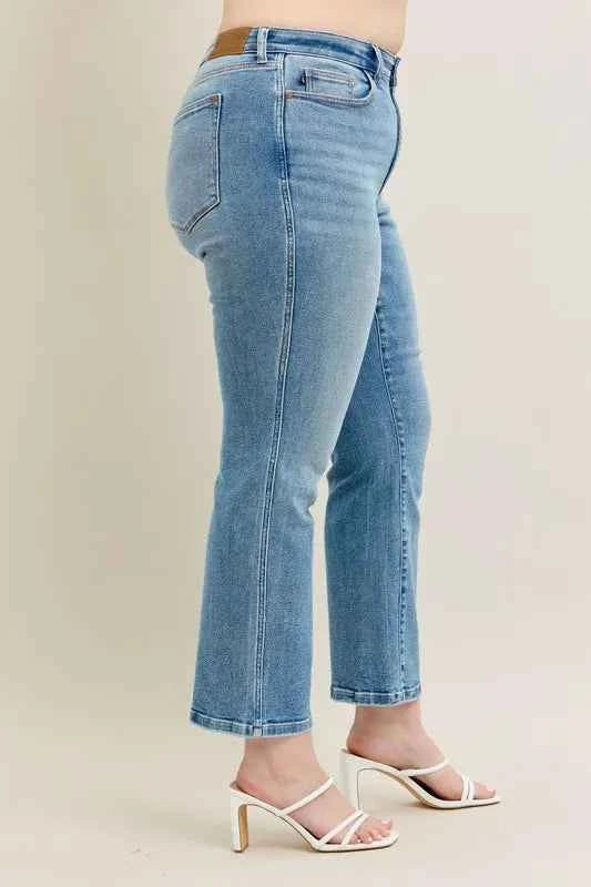 Judy Blue Full Size Hw Vintage Straight Jeans Plus Size 59059408-04c6-4c76-8550-f43427cd2c28-Max-Origin