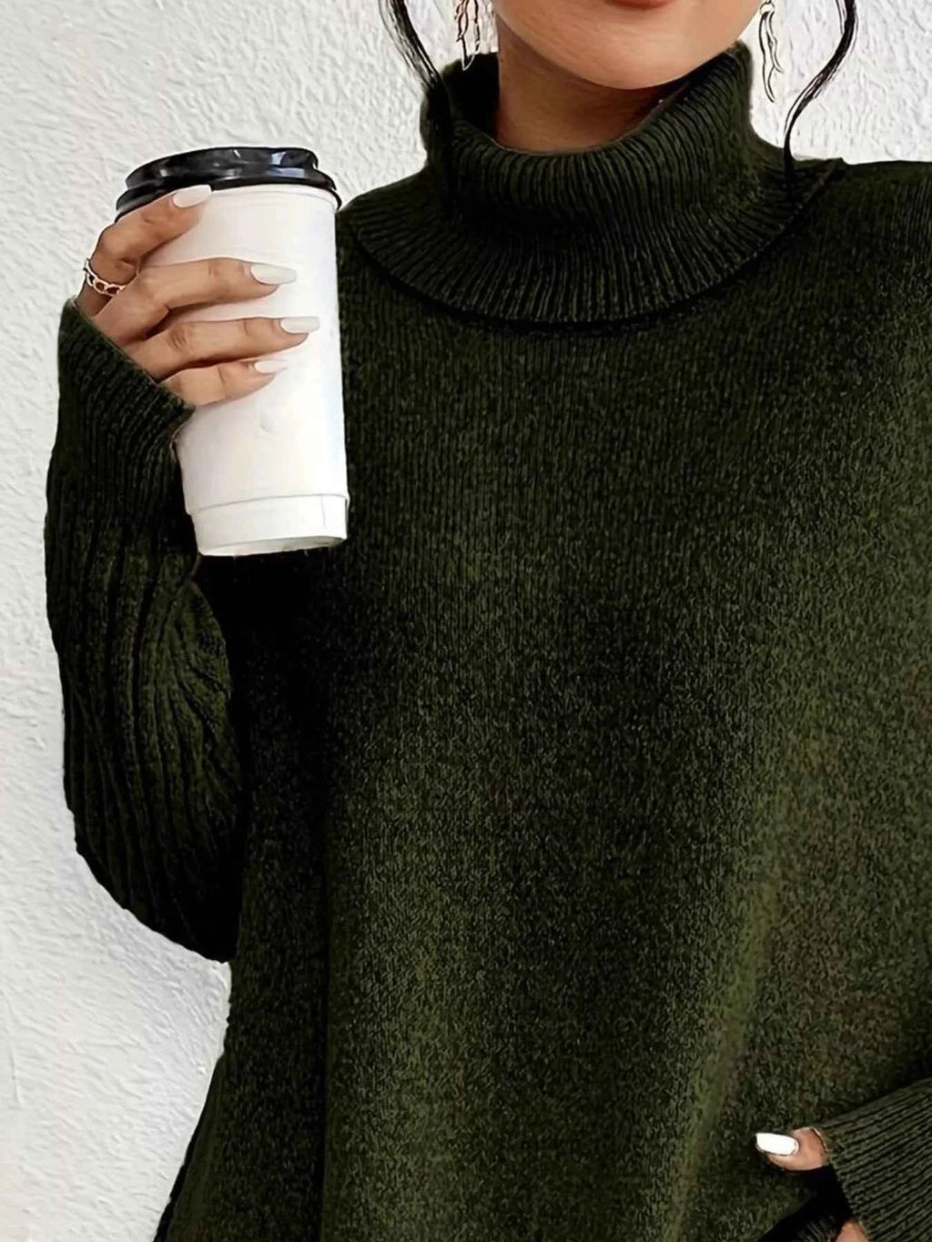Turtleneck Dropped Shoulder Sweater 5931e832-3fc0-411c-b967-f2658f6dc2f6-Max-Origin