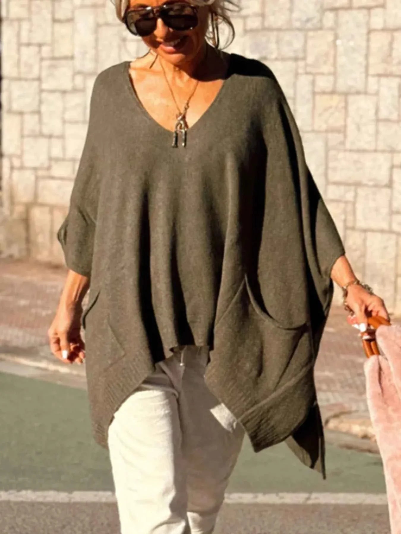 Ribbed Hem V-Neck Sweater 594569de-e241-401c-aa02-6da2ff80d3ef-Max-Origin
