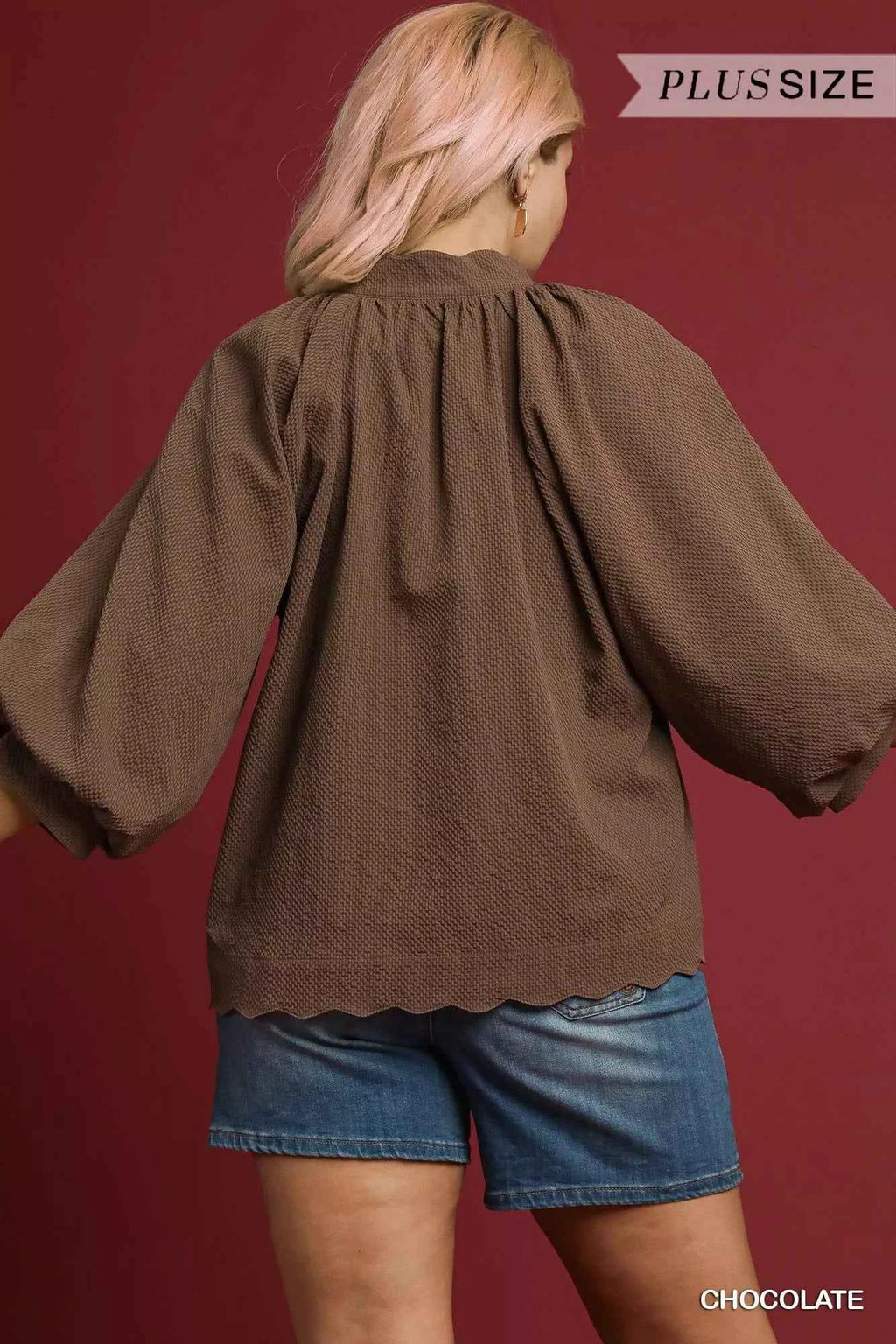 Umgee Full Size Textured Notched Balloon Sleeve Blouse Plus Size 59a9e18f-82d7-4915-8b3f-b404b2337be7-Max-Origin