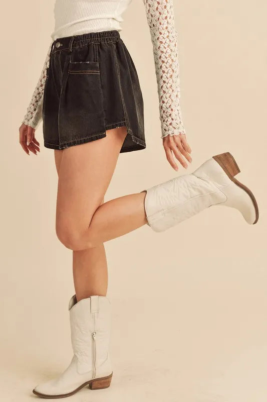 Aemi + Co Frayed Hem Elastic Waist Denim Shorts 59f49945-000c-4caf-bda6-067b5cbf91a1-Max