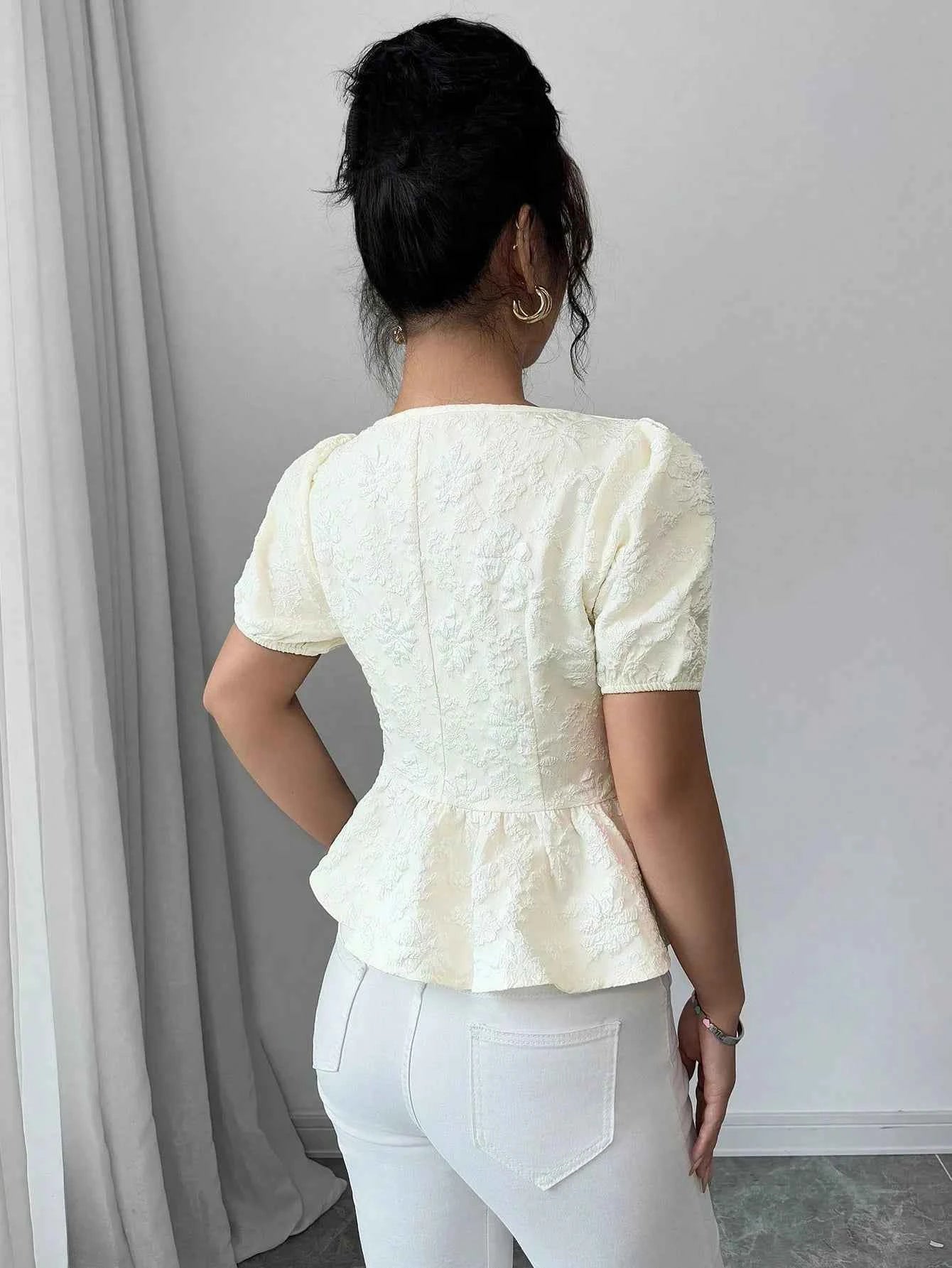 Peplum Button-Front Blouse 5a000fdb-91f5-4608-9537-60d70ff1e363-Max-Origin