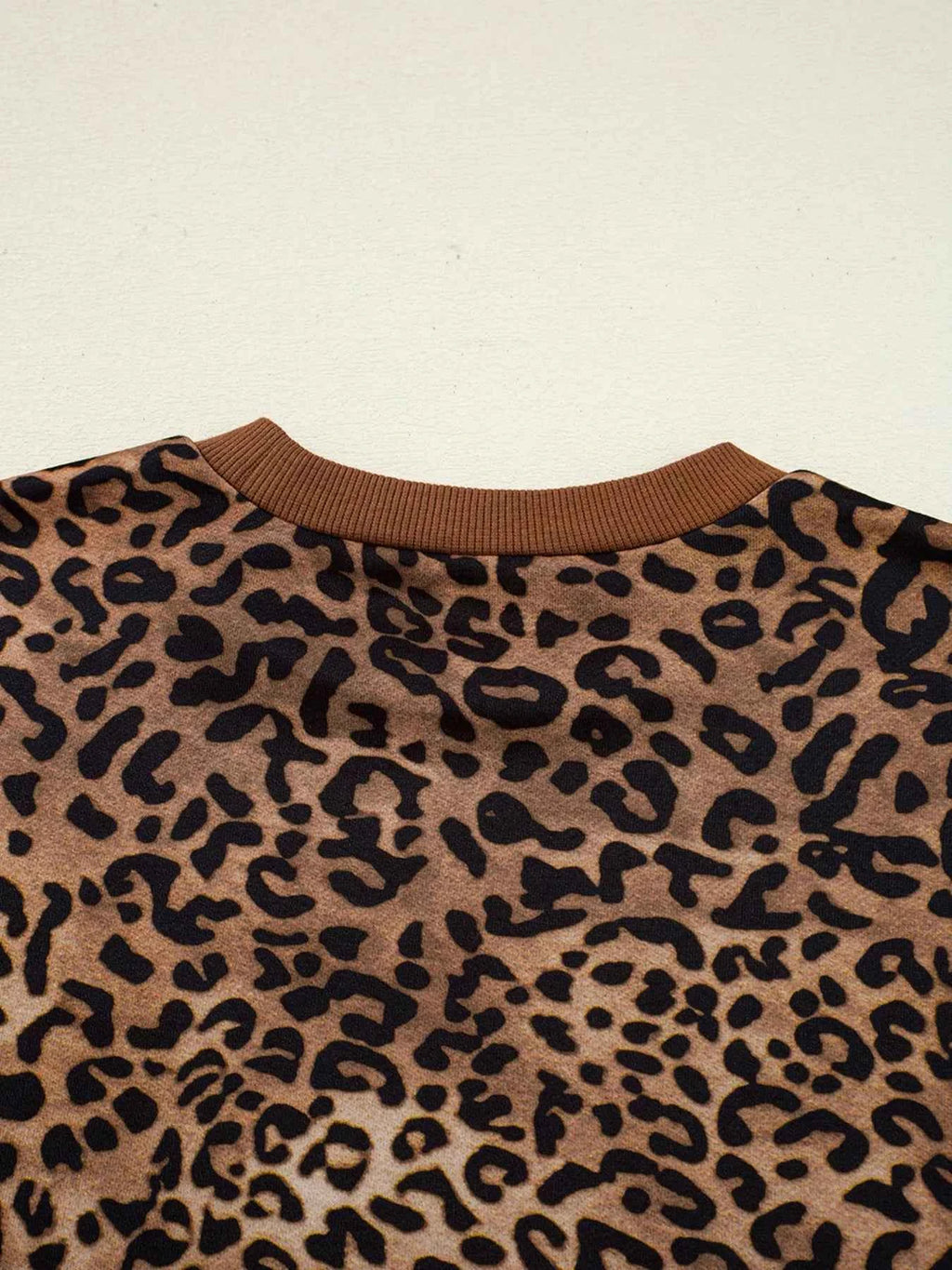 Leopard Print Contrast Trim Long Sleeve Top and Pants Set 5a0283b722cd4149ad41e3f52fcddbb3-Max-Origin