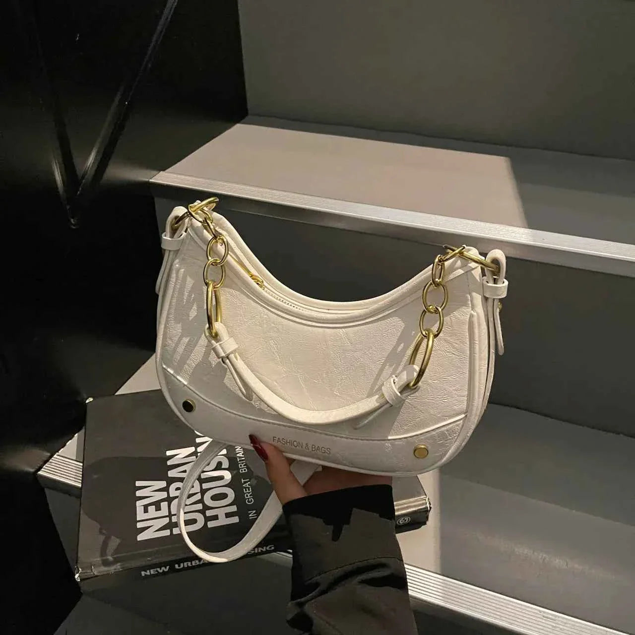 Leather Crescent Shoulder Bag Beige onesize 5acfc63b08584c0d9c4481197b30ef76-Max-Origin