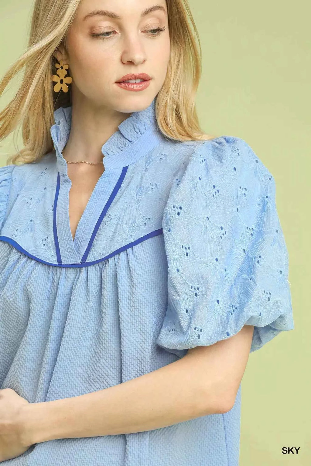Umgee Puff Sleeve Eyelet Mix Top with Contrast Piping 5b0e6d39-5c6a-4d67-b1db-8e4350dea308-Max-Origin