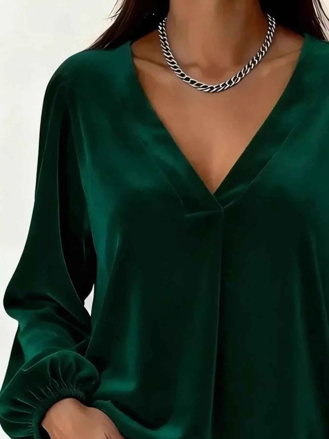 Full Size Velvet V-Neck Balloon Sleeve Blouse Plus Size 5b15f88e-1ccf-46d2-a028-73e56666f192-Max-Origin