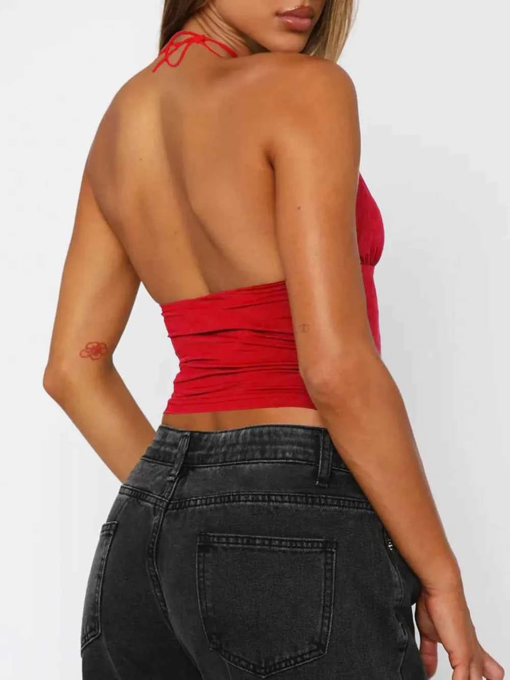 Devine Lace Detail Halter Neck Cami 5b1c7fa0-3c66-4a98-ab4c-115f199d4d14-Max
