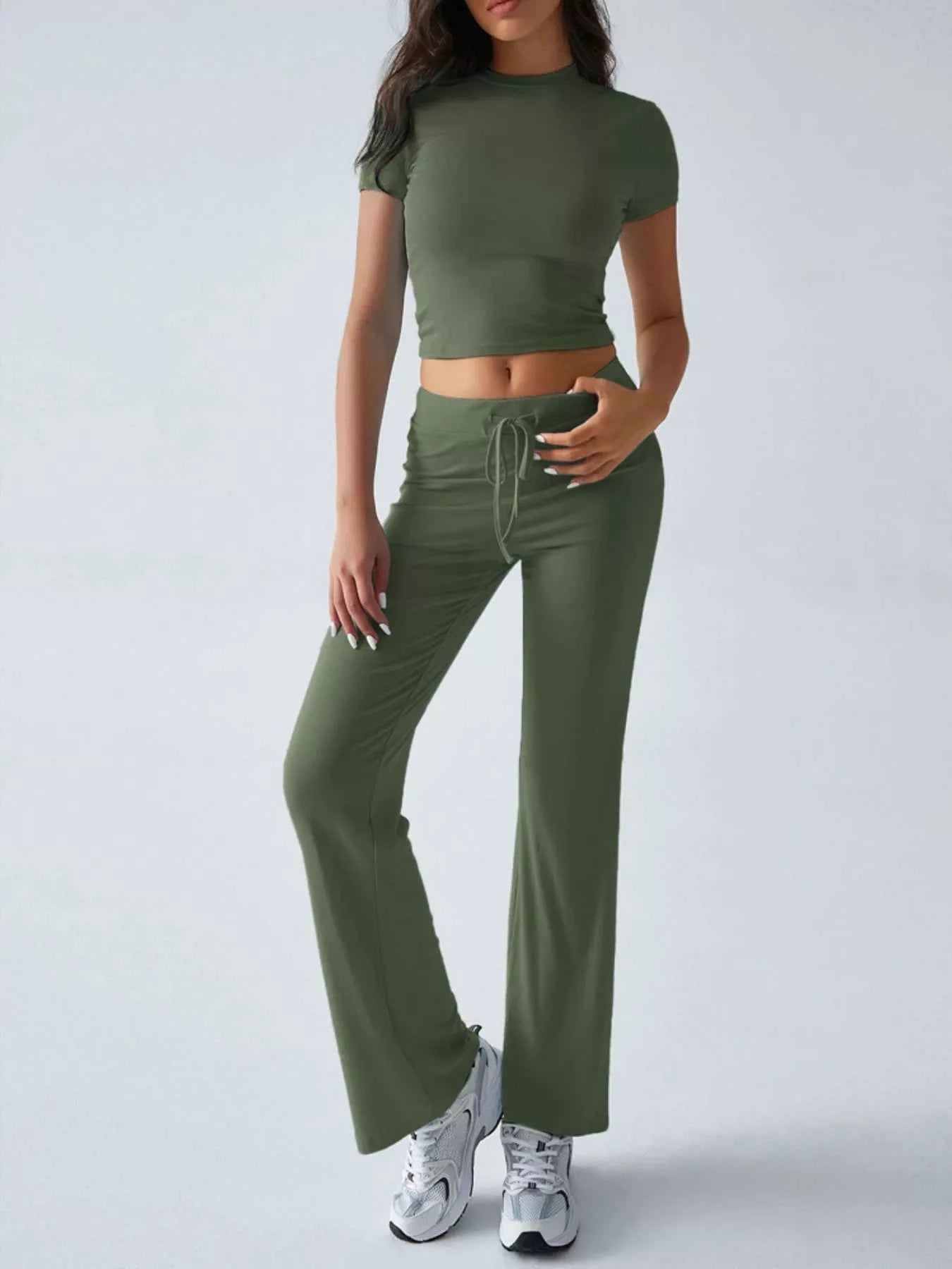 Mock Neck Short Sleeve Top and Pants Set 5bbd6e52-2368-4057-ae3e-a0523873e199-Max-Origin