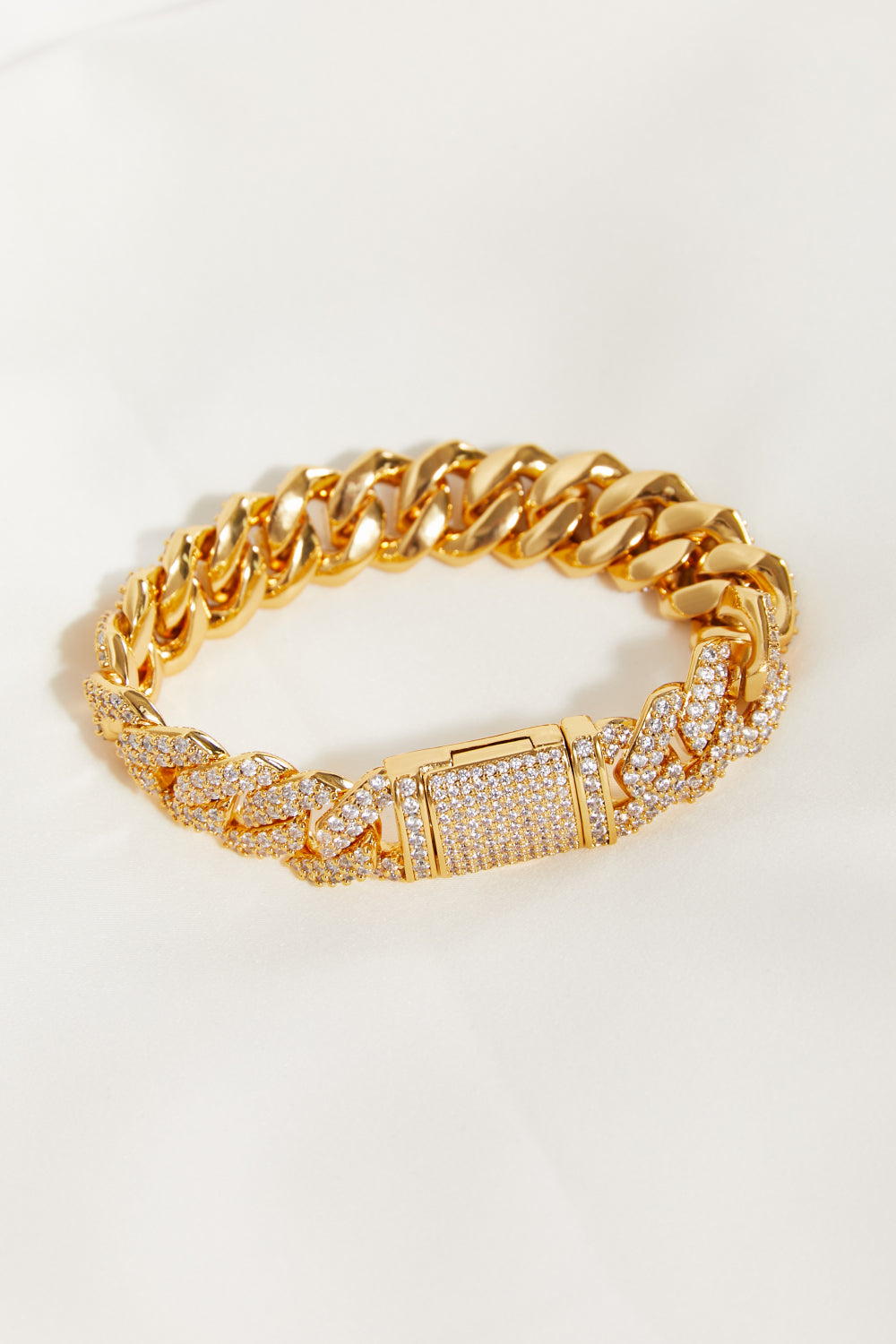 Alloy Inlaid Zircon Bracelet Gold 7 5bccd1ac1fa644d9b2431b7219676ac3-Max