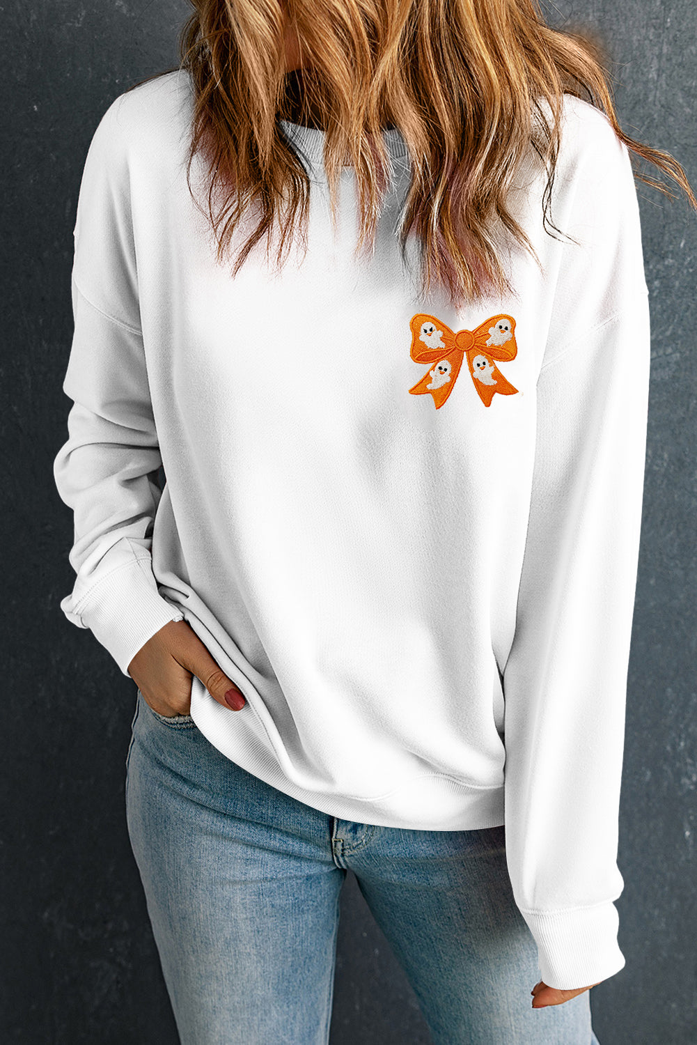 White Cute Halloween Ghost Bow Embroidered Graphic Sweatshirt 5c006bd9e5269db7