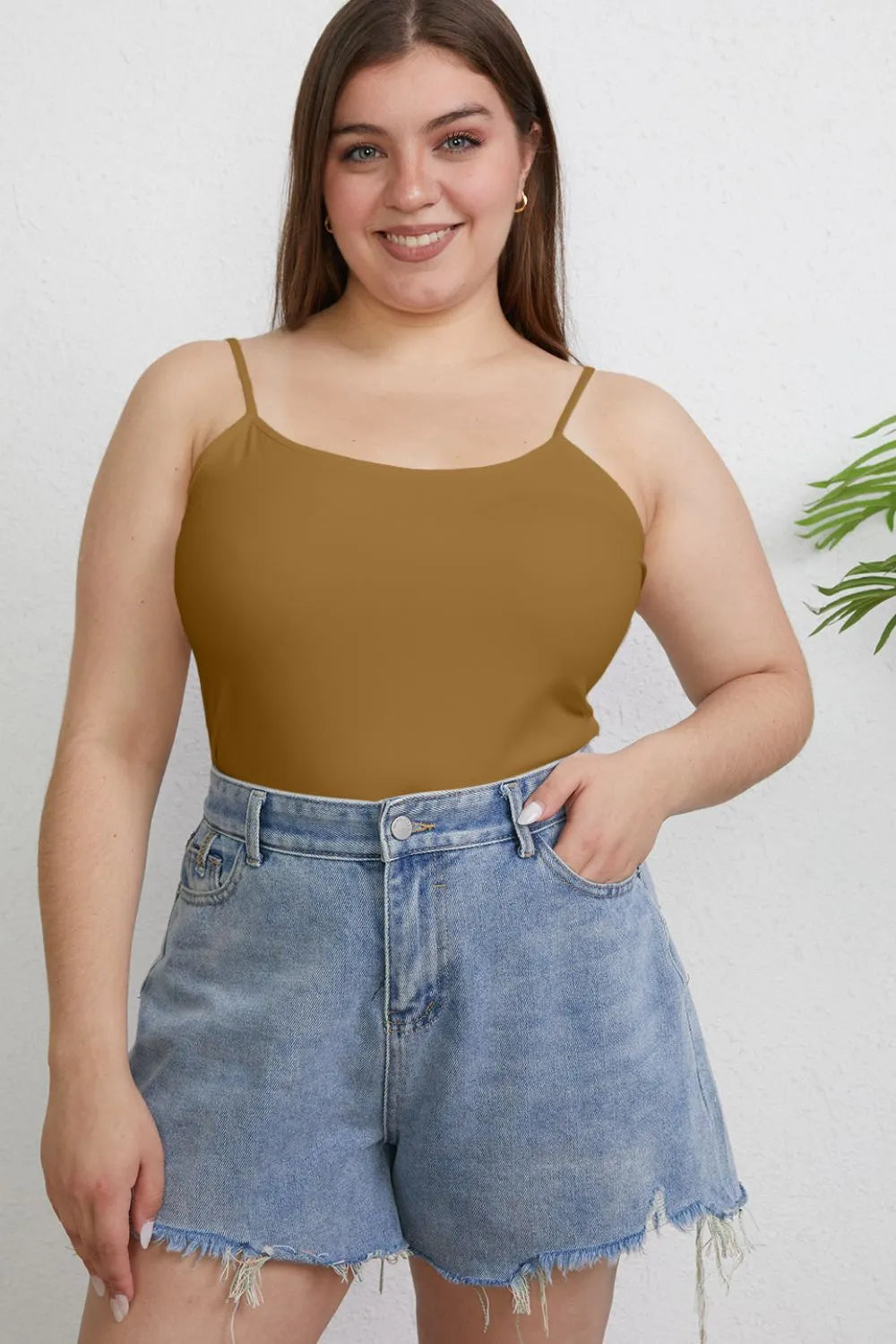 Basic Bae Full Size Round Neck Slim Cami 5c07c524-27f0-4e40-8da1-9efb38a0a0b5-Max