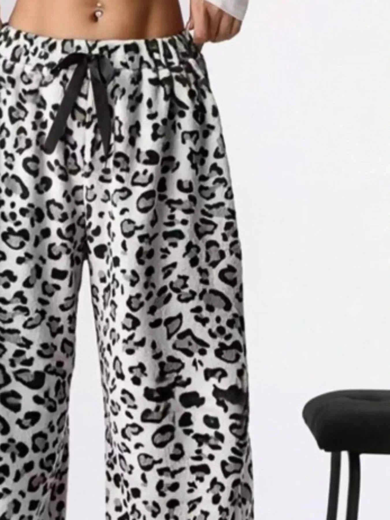Leopard Wide Leg Pants 5c5ec625-d854-4e57-977f-5cace0350528-Max-Origin