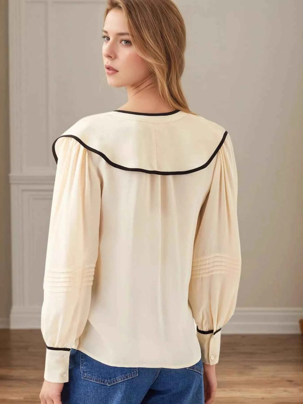 Ruffled Long Sleeve Blouse 5c72ec5a794e4631bf2dc40d87342e7e-Max-Origin