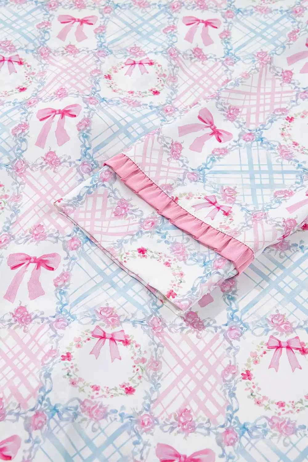 Wreath Pattern Christmas Tied Front Long Sleeve 2pcs Pajama Set 5c81f8d5-e5e8-4c9d-8e97-70e721081d79-Max-Origin