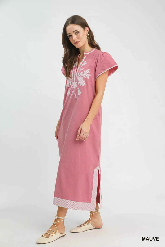 Umgee Embroidered Floral Short Sleeve Midi Dress with Contrast Trim 5cb9460f-2fc9-41a1-8172-356e58735576-Max-Origin
