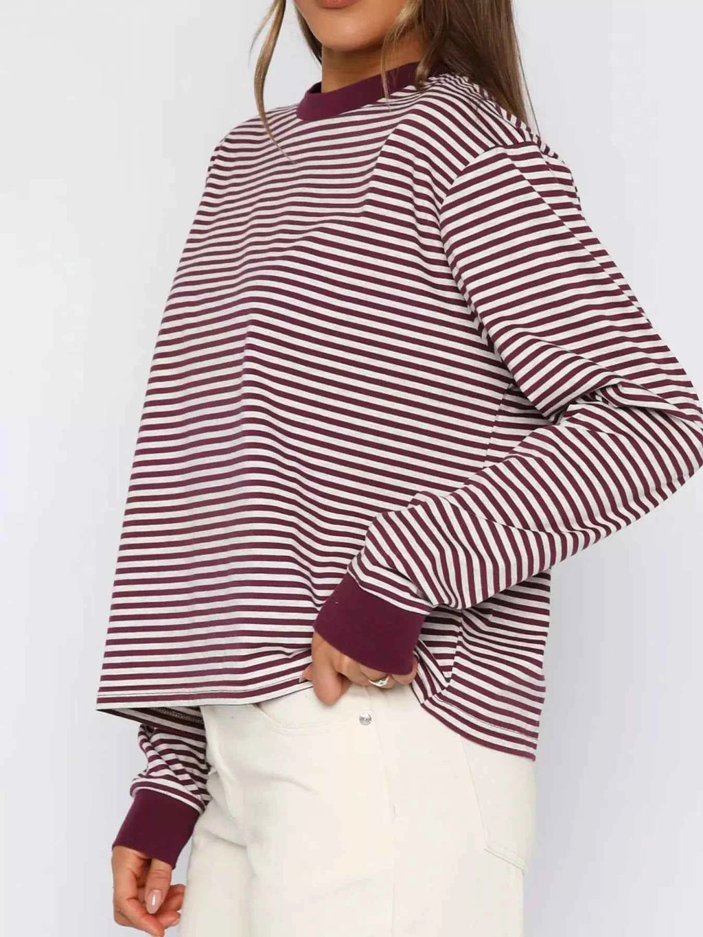 Striped Oversized Round Neck Sweatshirt 5cd526a5-8ac1-416d-952c-22dfcdb70a1f-Max-Origin