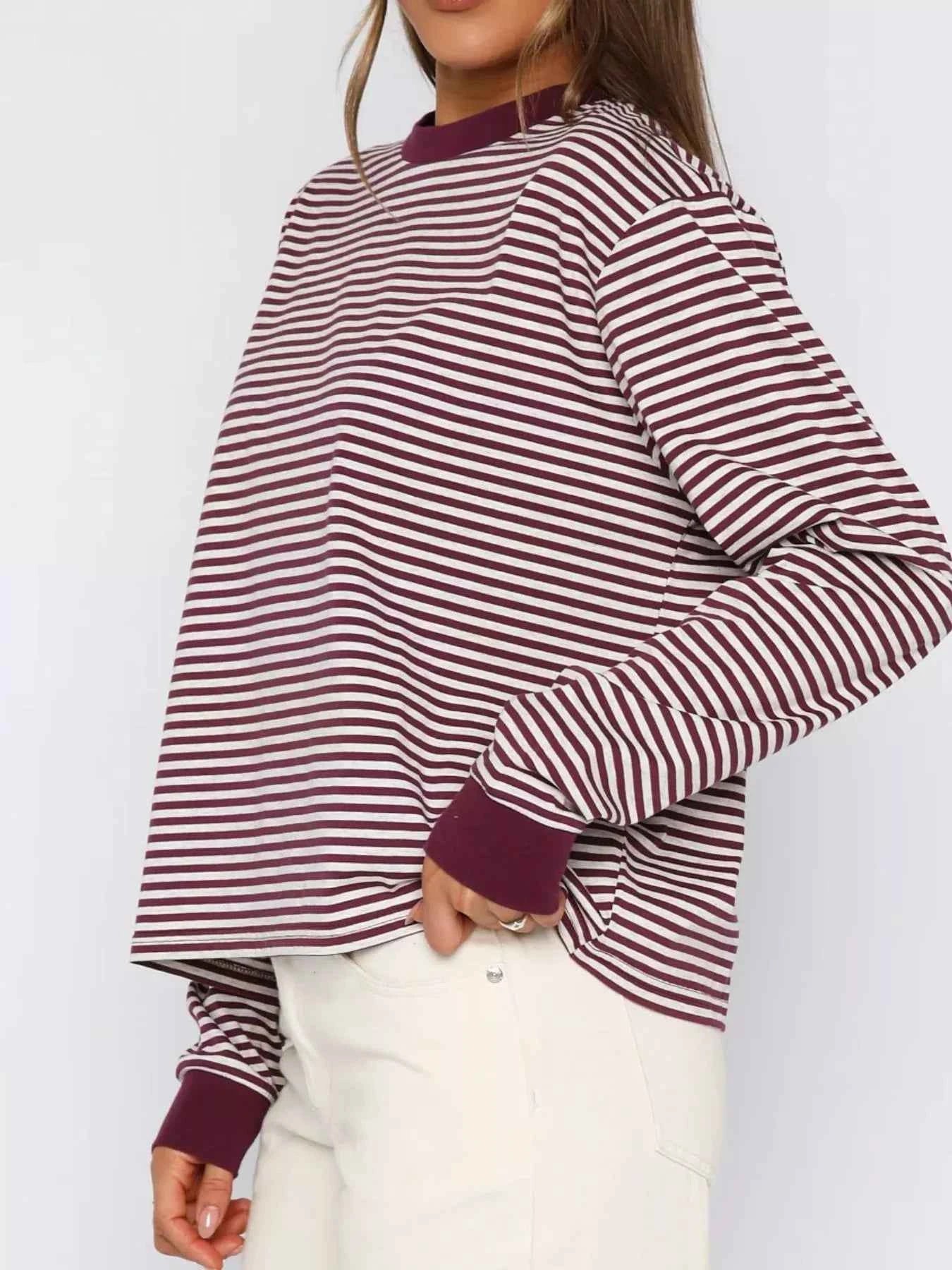Striped Oversized Round Neck Sweatshirt 5cd526a5-8ac1-416d-952c-22dfcdb70a1f-Max-Origin