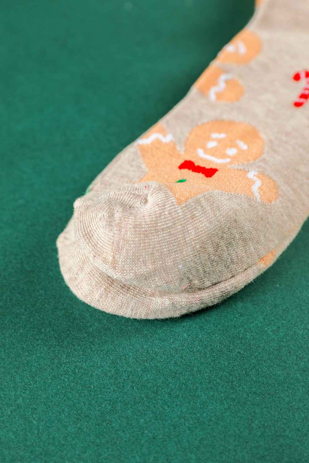 Parchment Christmas Gingerbread Man Socks 5d38789e6f05cdc9